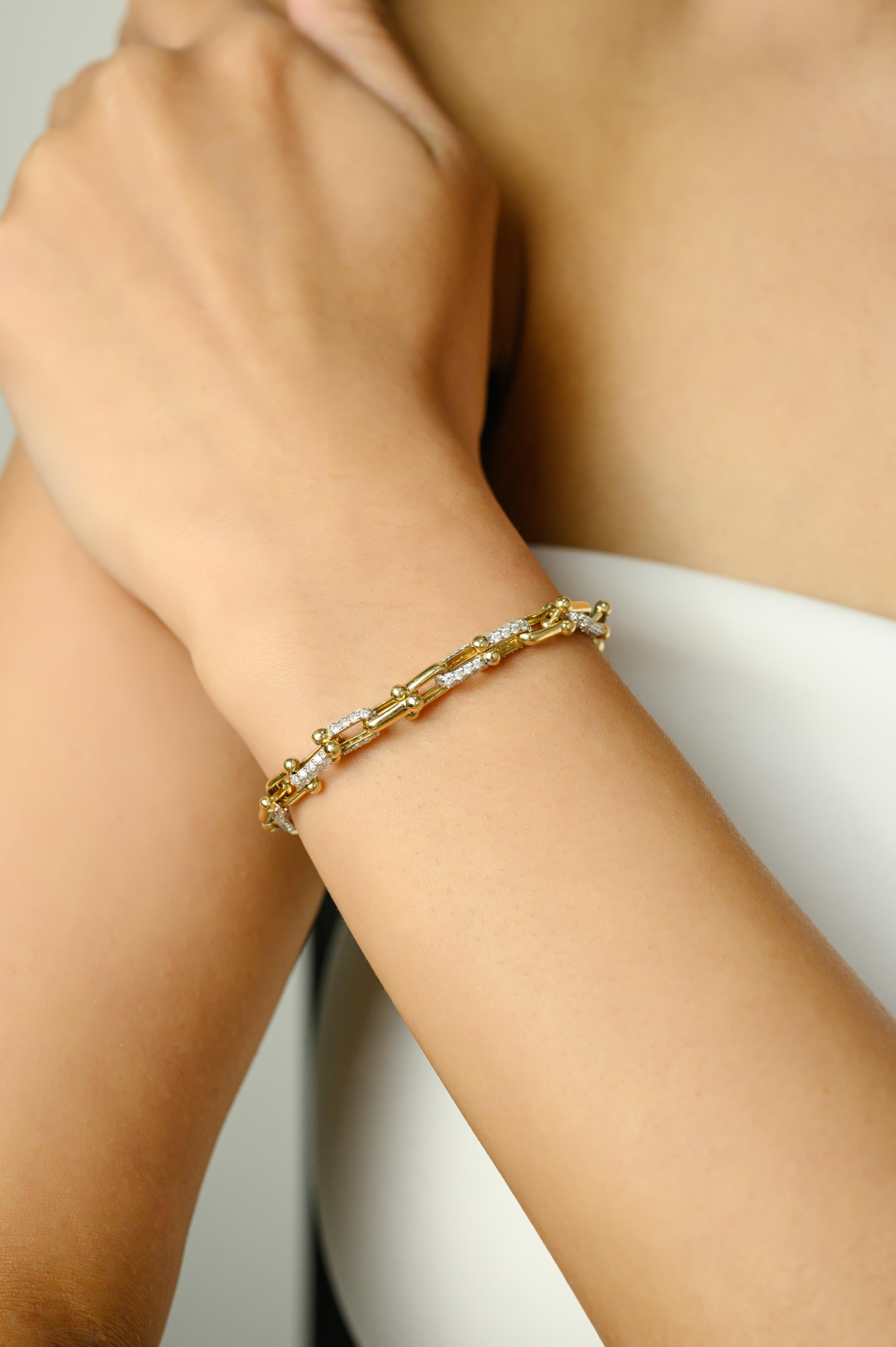 Donna Bracciale Paperclip da donna in oro giallo 14 carati con diamanti, di design moderno in vendita