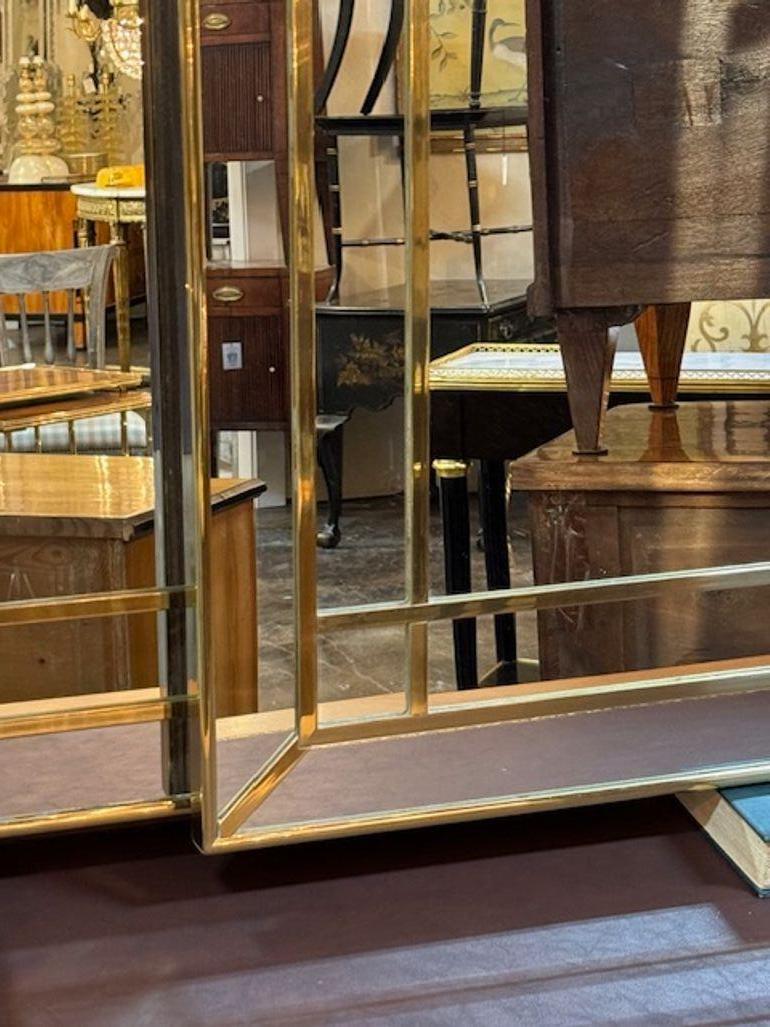 Modern Designer Italian Brass Mirror In Good Condition For Sale In Dallas, TX