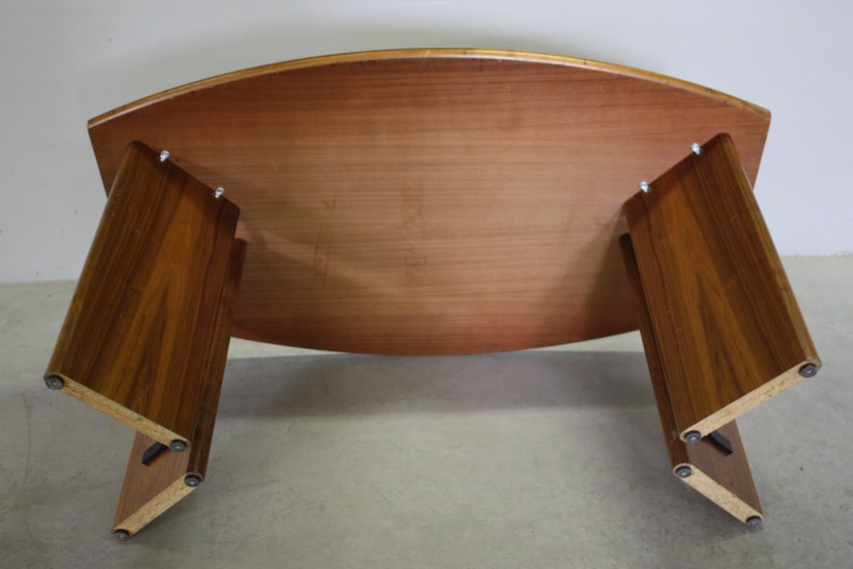 Modern Desk in Teak Wood, 20th Century For Sale 1