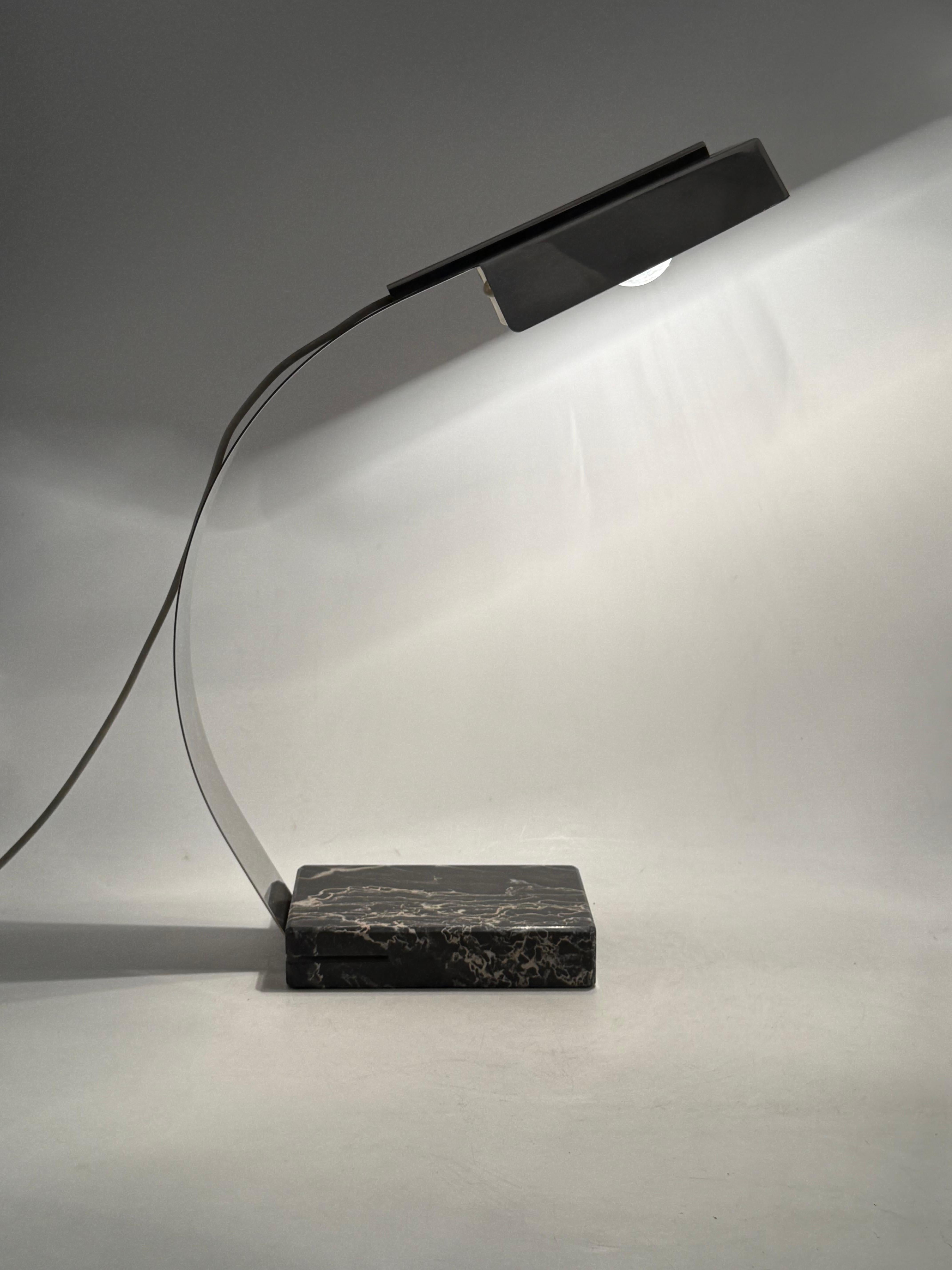 Modern desk lamp, attr. to Tronconi Italy 1980s en venta 6