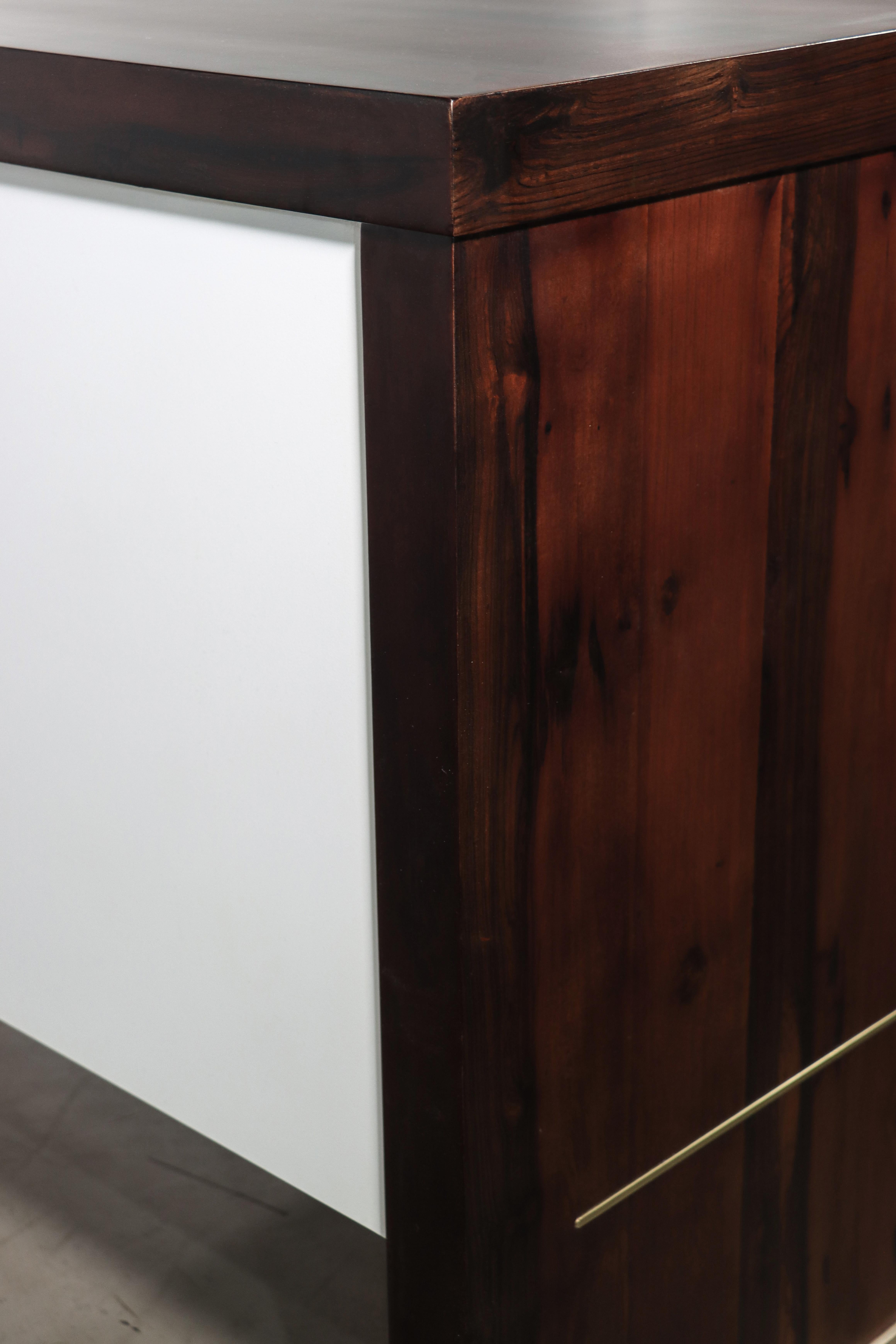 Moderner Schreibtisch mit Schubladen aus Argentinischem Rosenholz und Bronze von Costantini, Lorenzo im Angebot 7