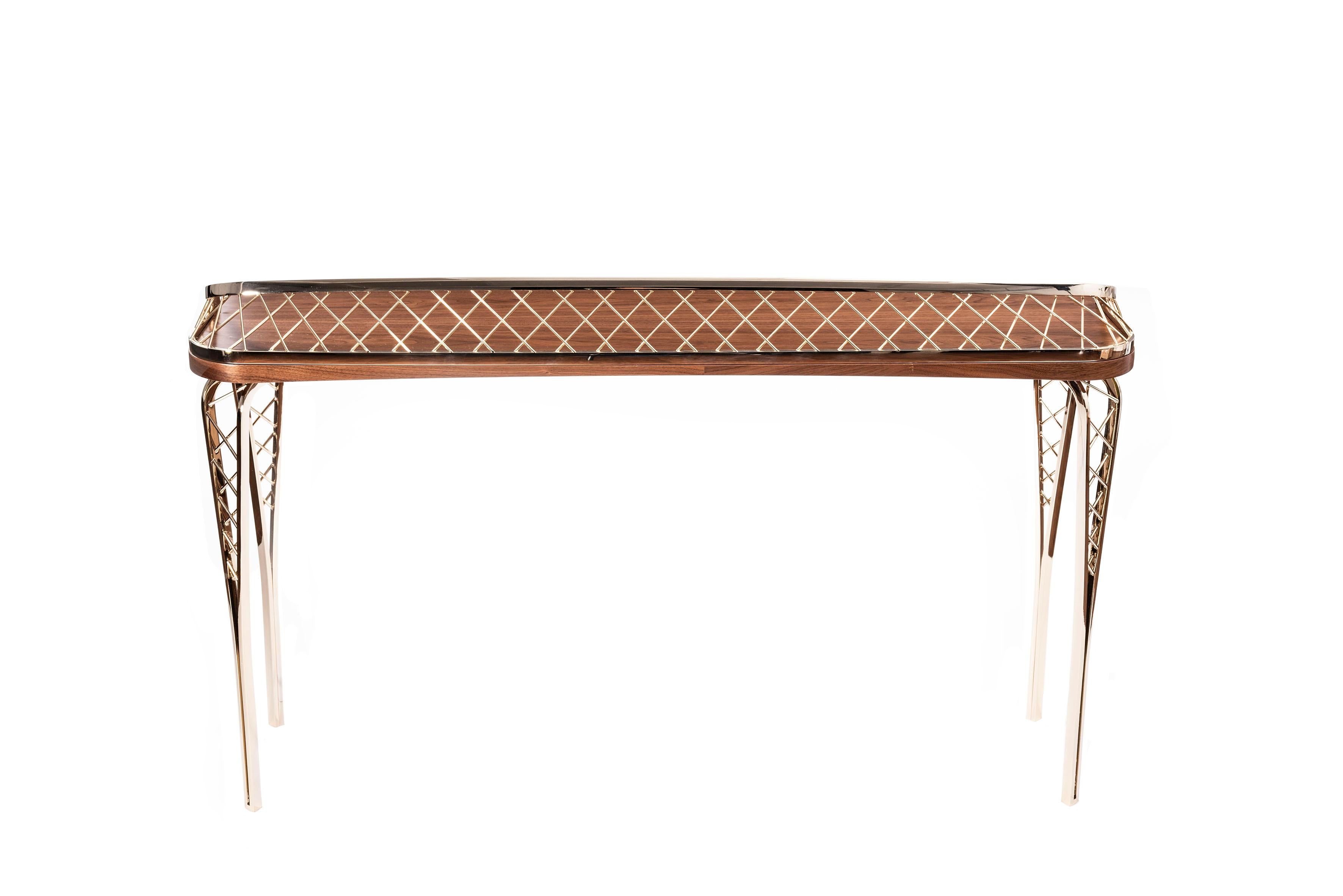 Modern Desk Wood and Steel by Cyril Rumpler, Gustav.
The shape of the top and its variations in thickness combined with the metal mesh create an effect of lightness. The combination of straight transverse lines and curves and the alternation of full