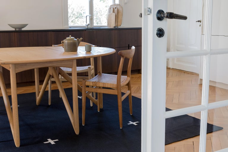 Plus Black/Cream, Modern Dhurrie/Kilim Rug in Scandinavian Design For