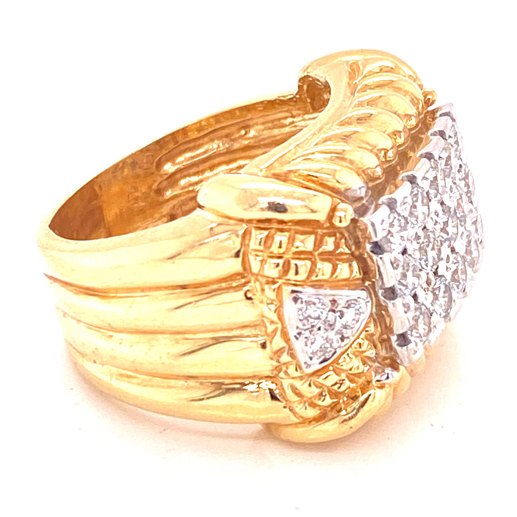 Round Cut Modern Pave Diamond 14 Karat Yellow Gold Cable Right Hand Ring