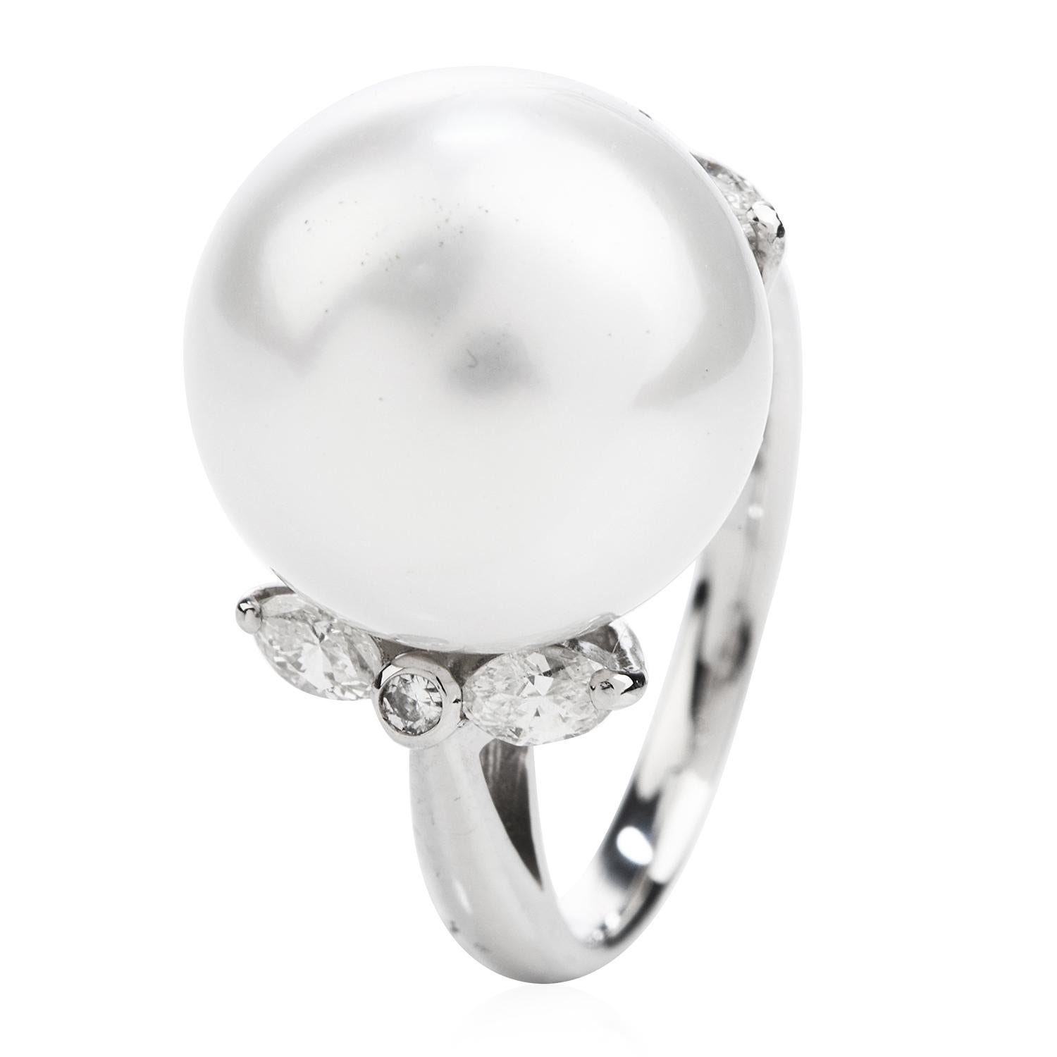 Modern Diamond South Sea Pearl Platinum Ring In Excellent Condition In Miami, FL