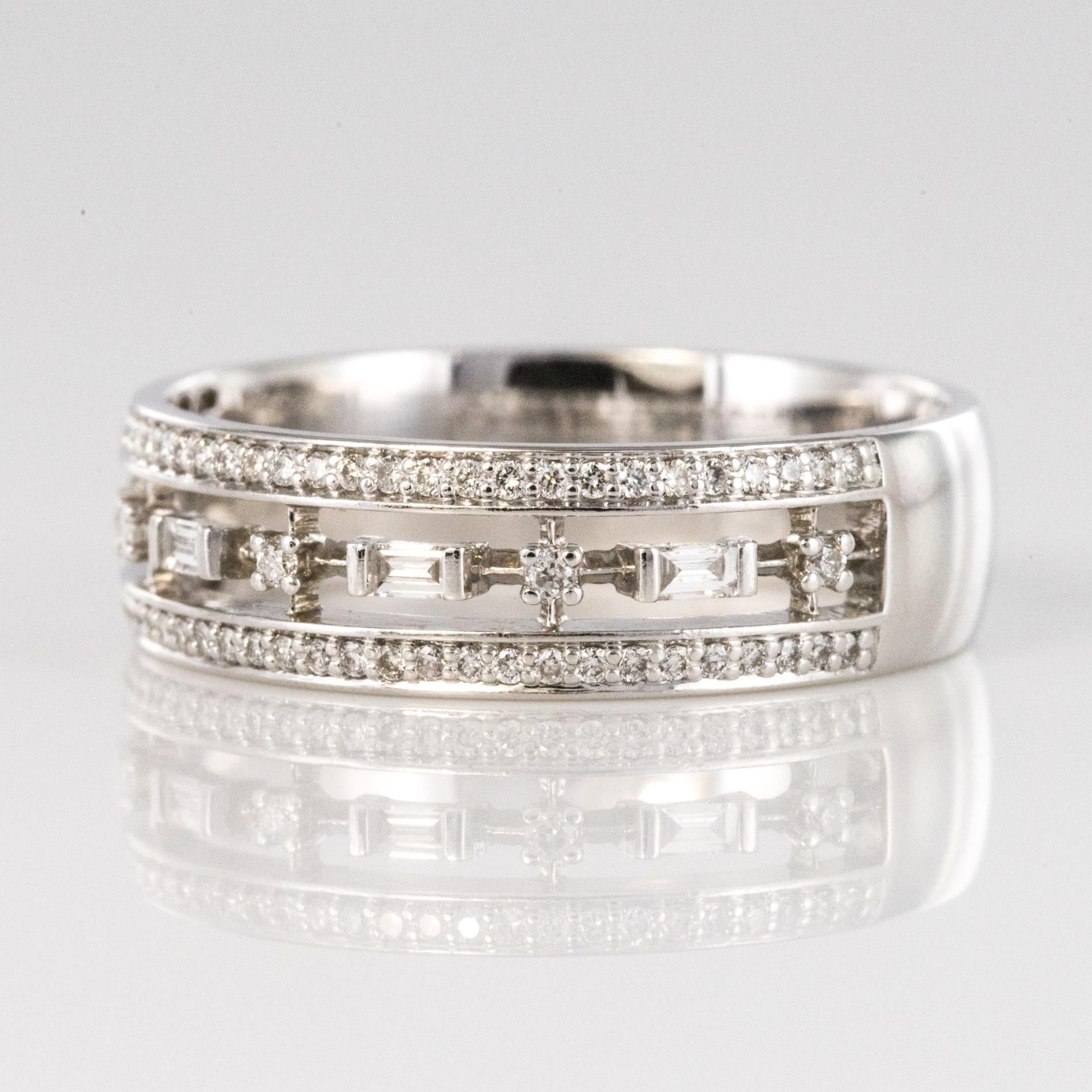 Brilliant Cut Modern Diamond 18 Karat White Gold Band Ring