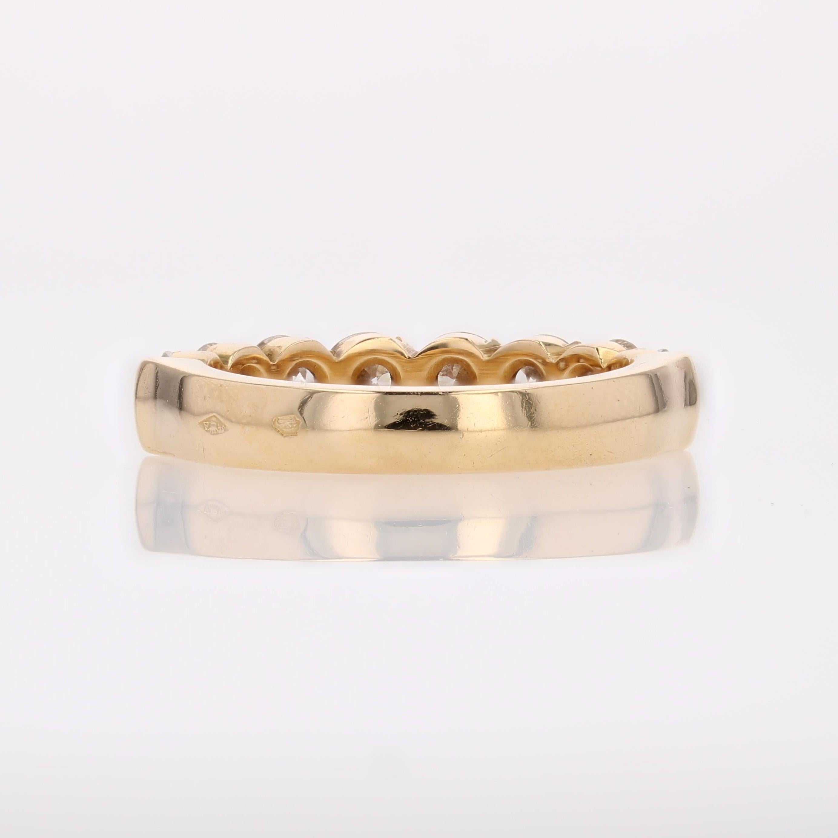 Modern Diamond 18 Karat Yellow Gold Half Wedding Ring in vendita 8