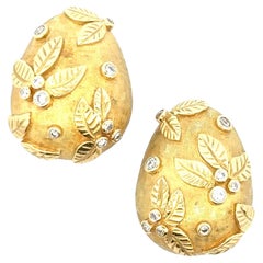 Modern Diamond 18 Karat Yellow Gold Textured Leaf Earrings
