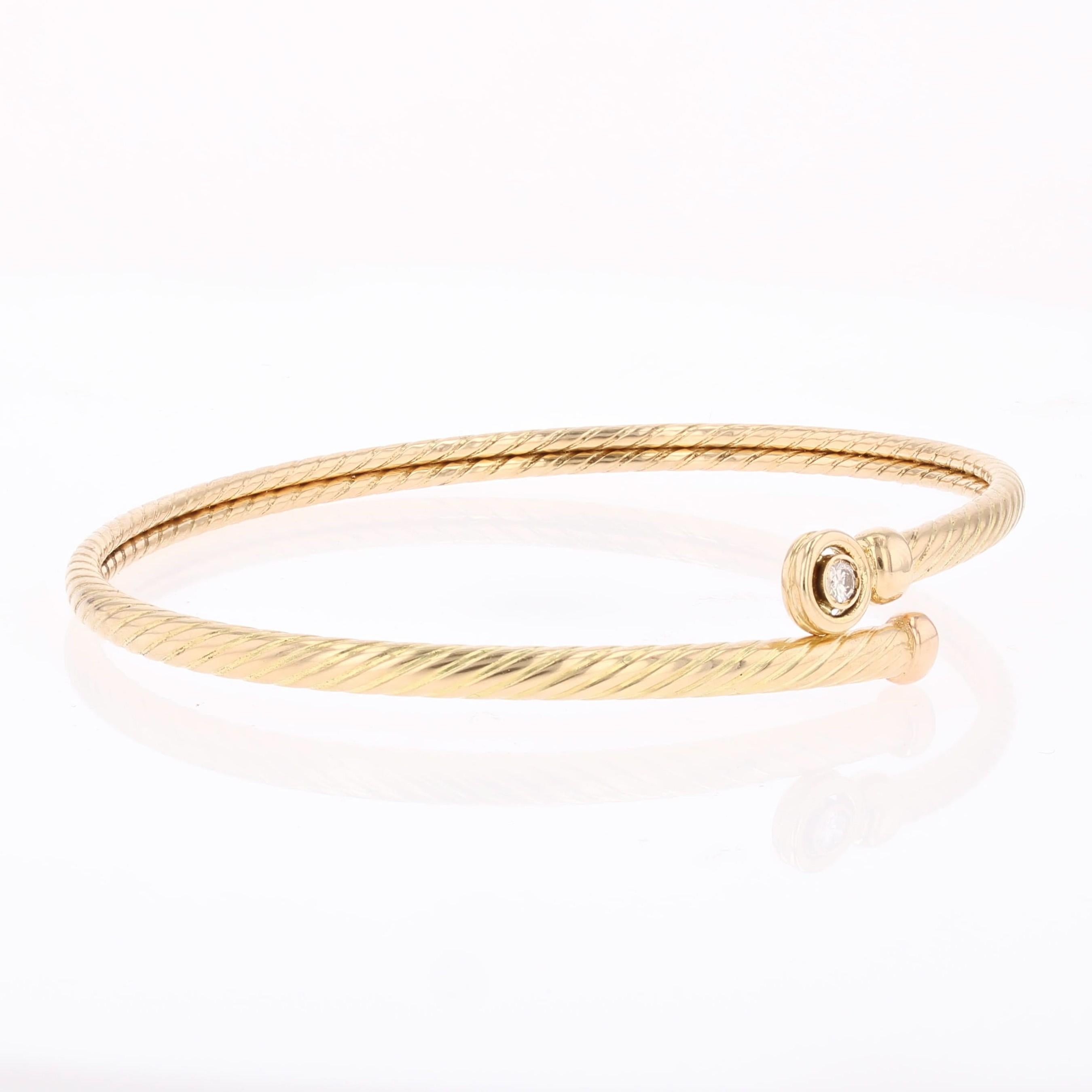 Bracelet torsadé moderne en or jaune 18 carats avec diamants en vente 2