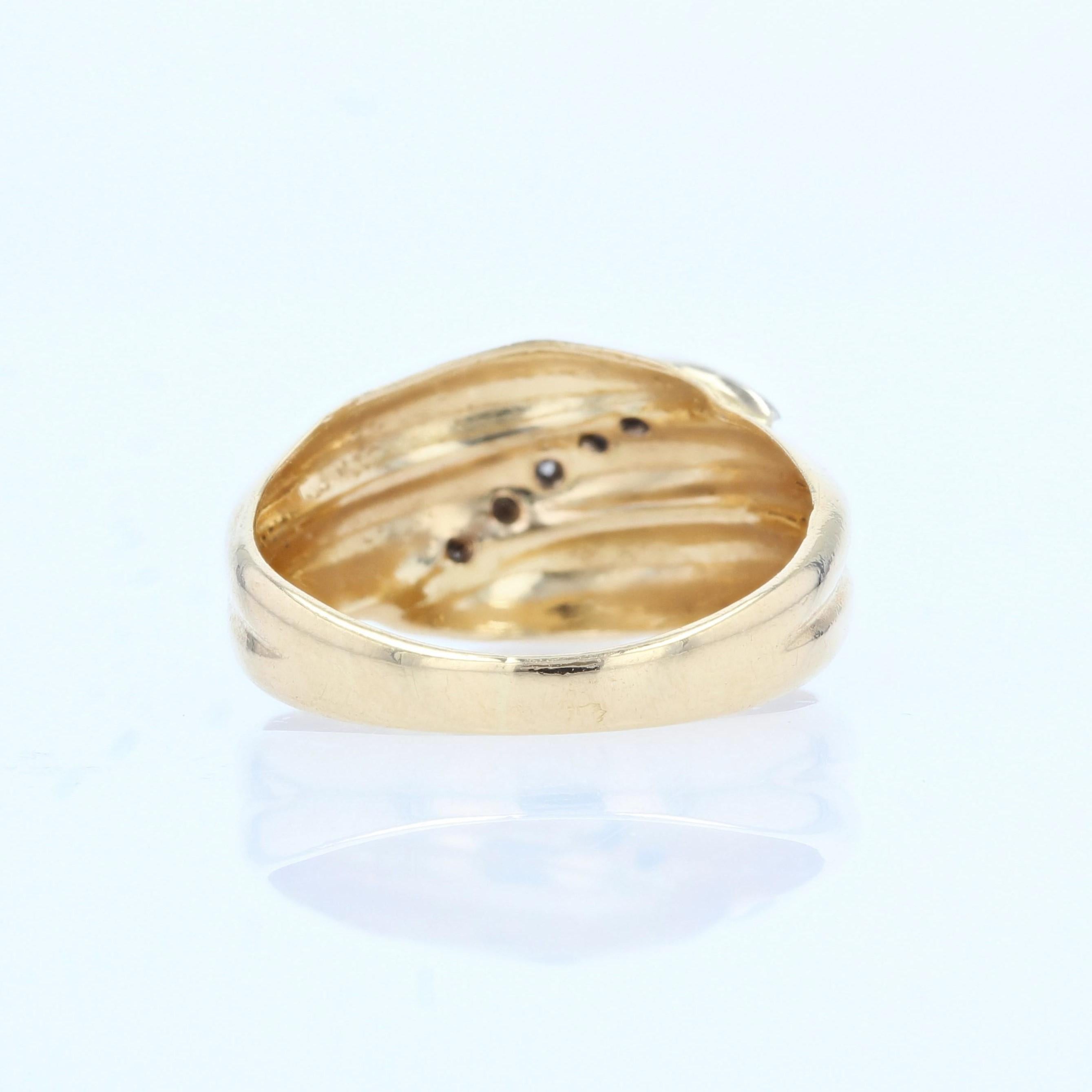 Women's Modern Diamond 18 Karat Yellow Gold Wave Ring