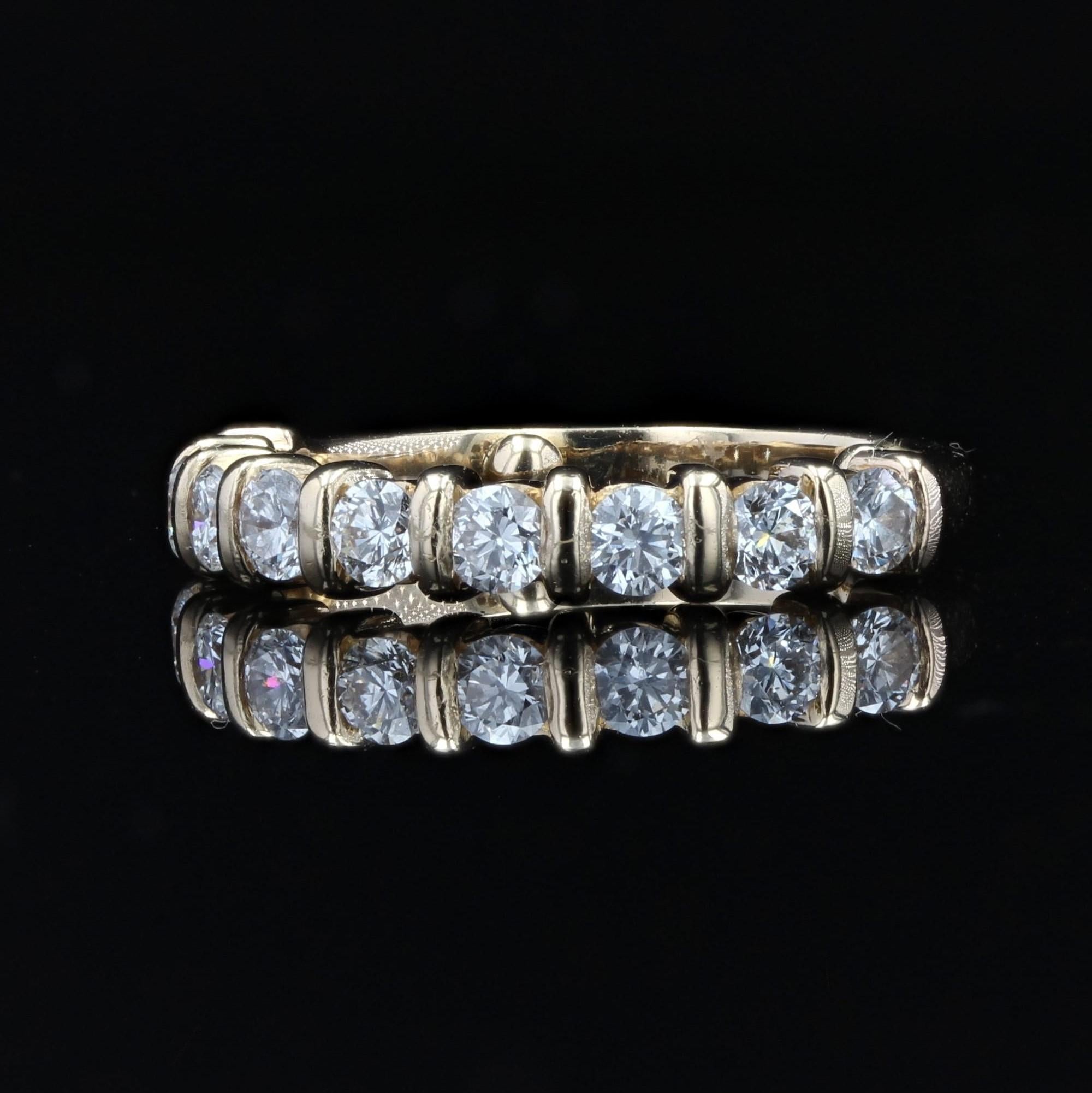 Women's Modern Diamond 18 Karat Yellow Gold Wedding Ring For Sale
