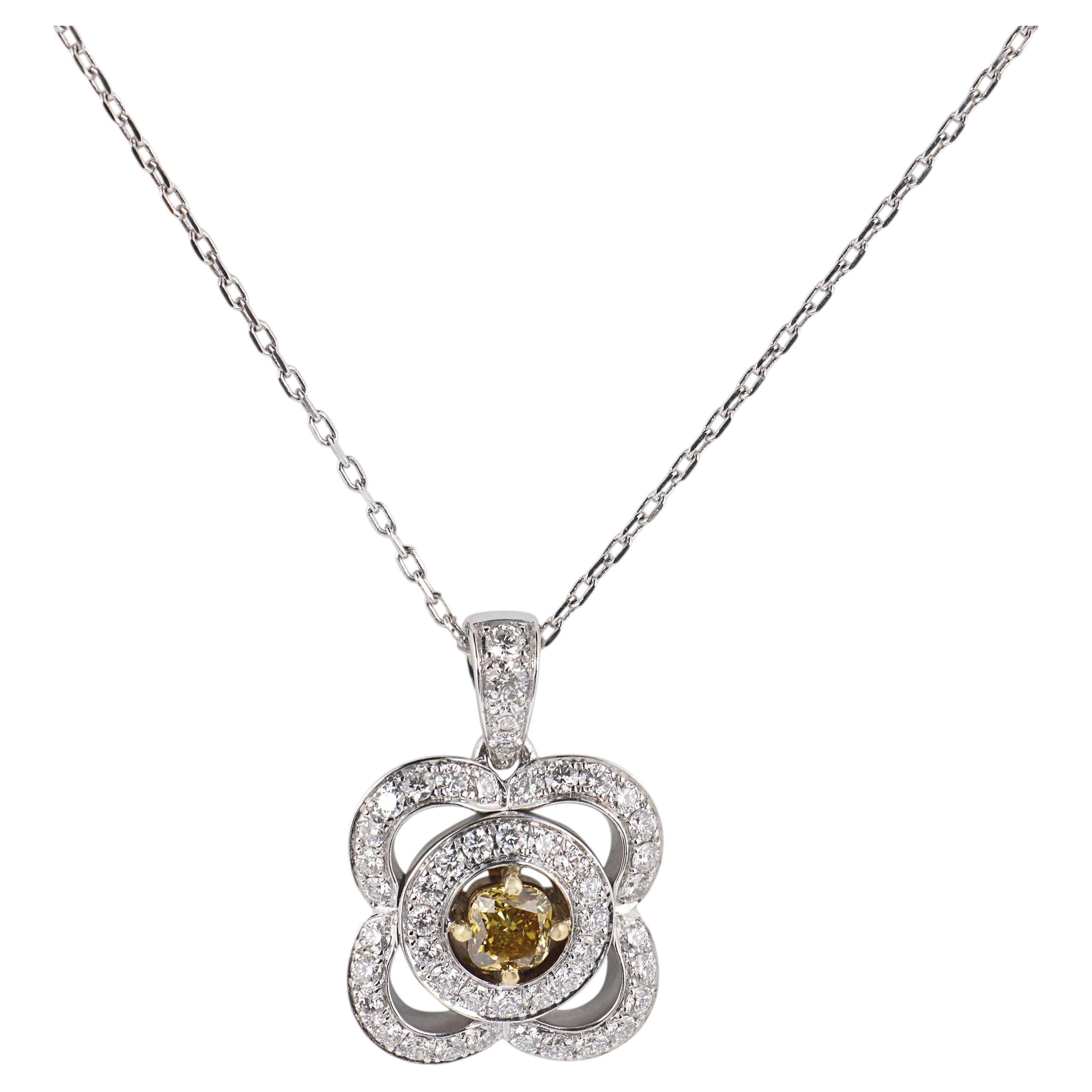 Elegant Modern 18k White Gold Necklace with 0.49ct Cushion Cut Diamond