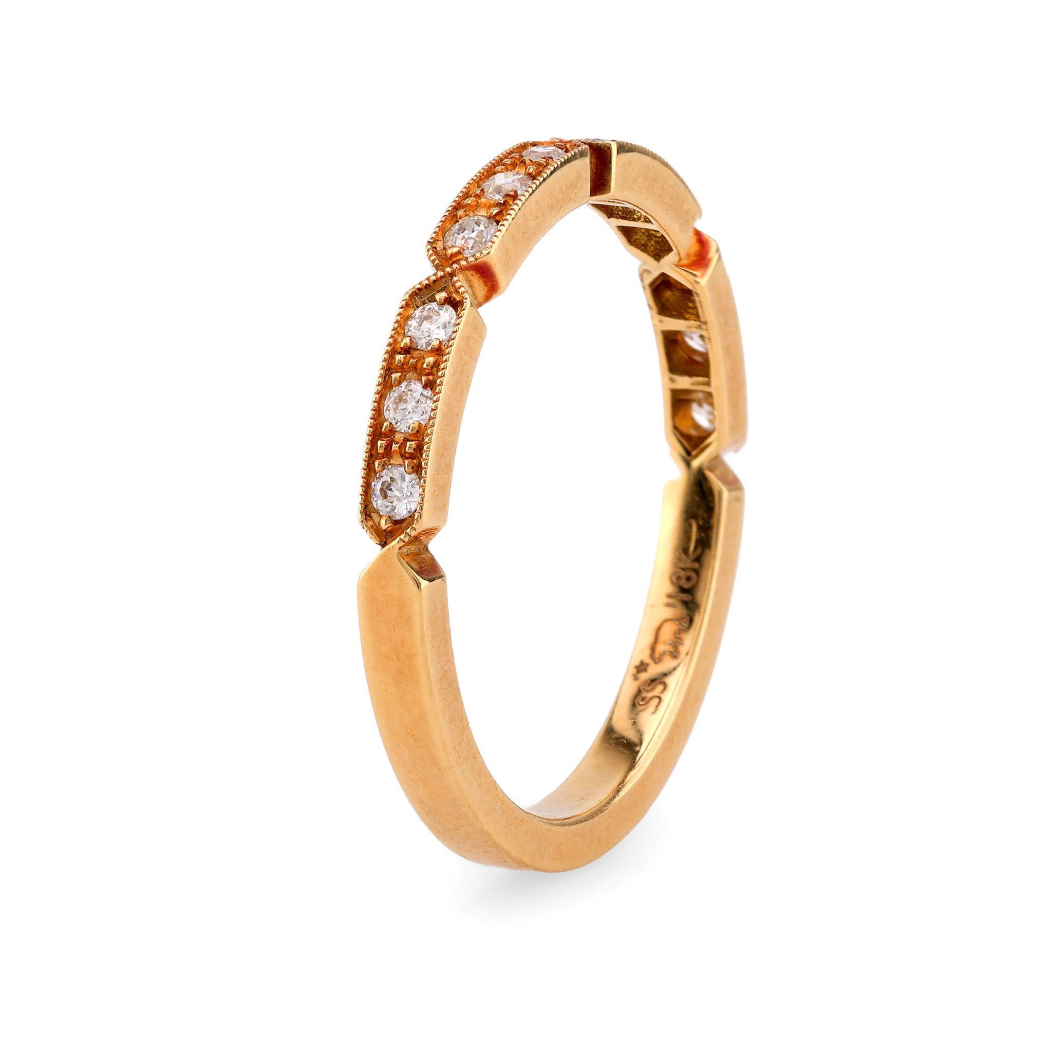 Moderne Bague d'éternité moderne en or jaune 18 carats avec diamants en vente