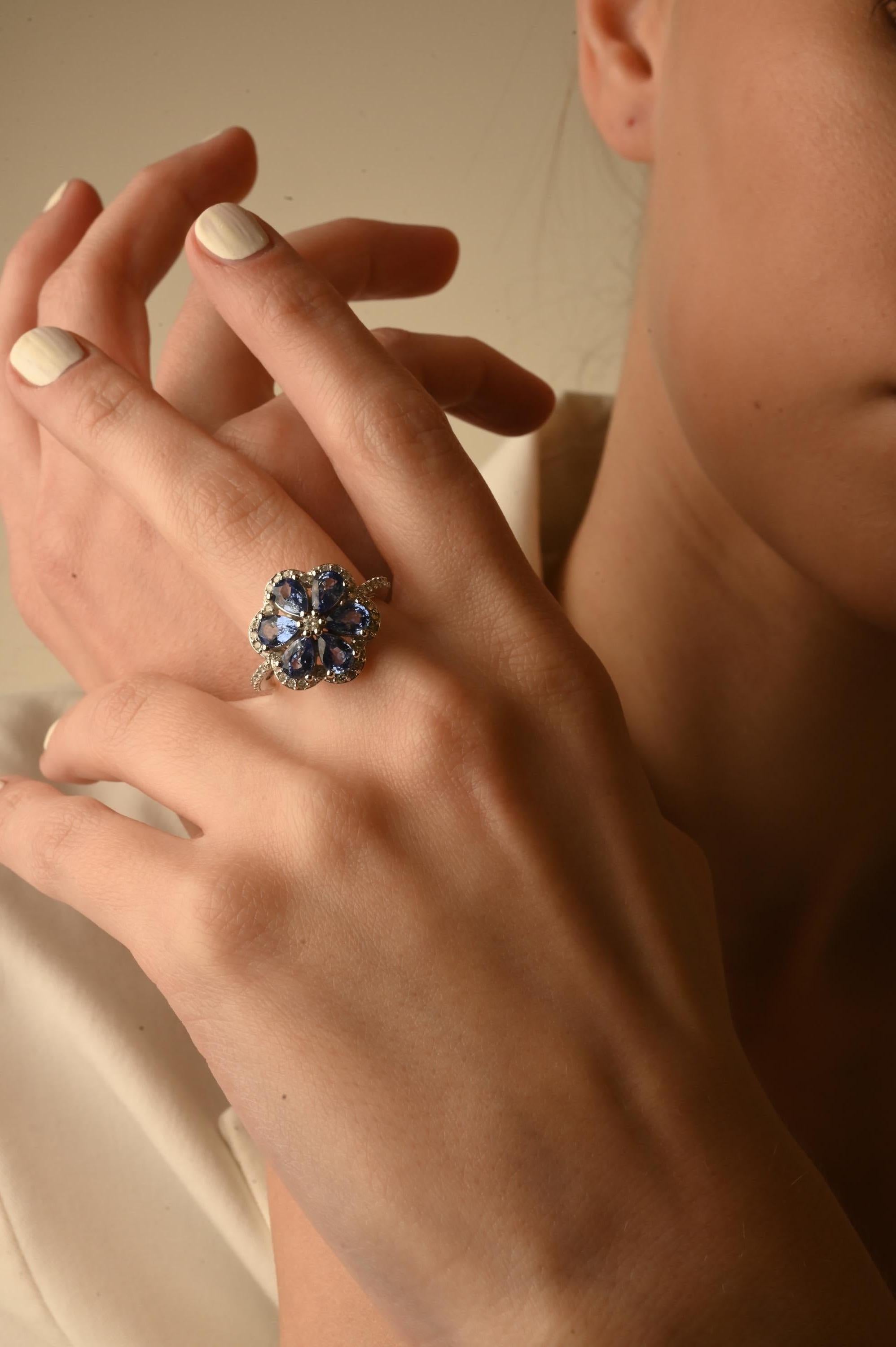 For Sale:  Modern Diamond 3.3 Carat Blue Sapphire Flower Ring 14k Solid White Gold 4