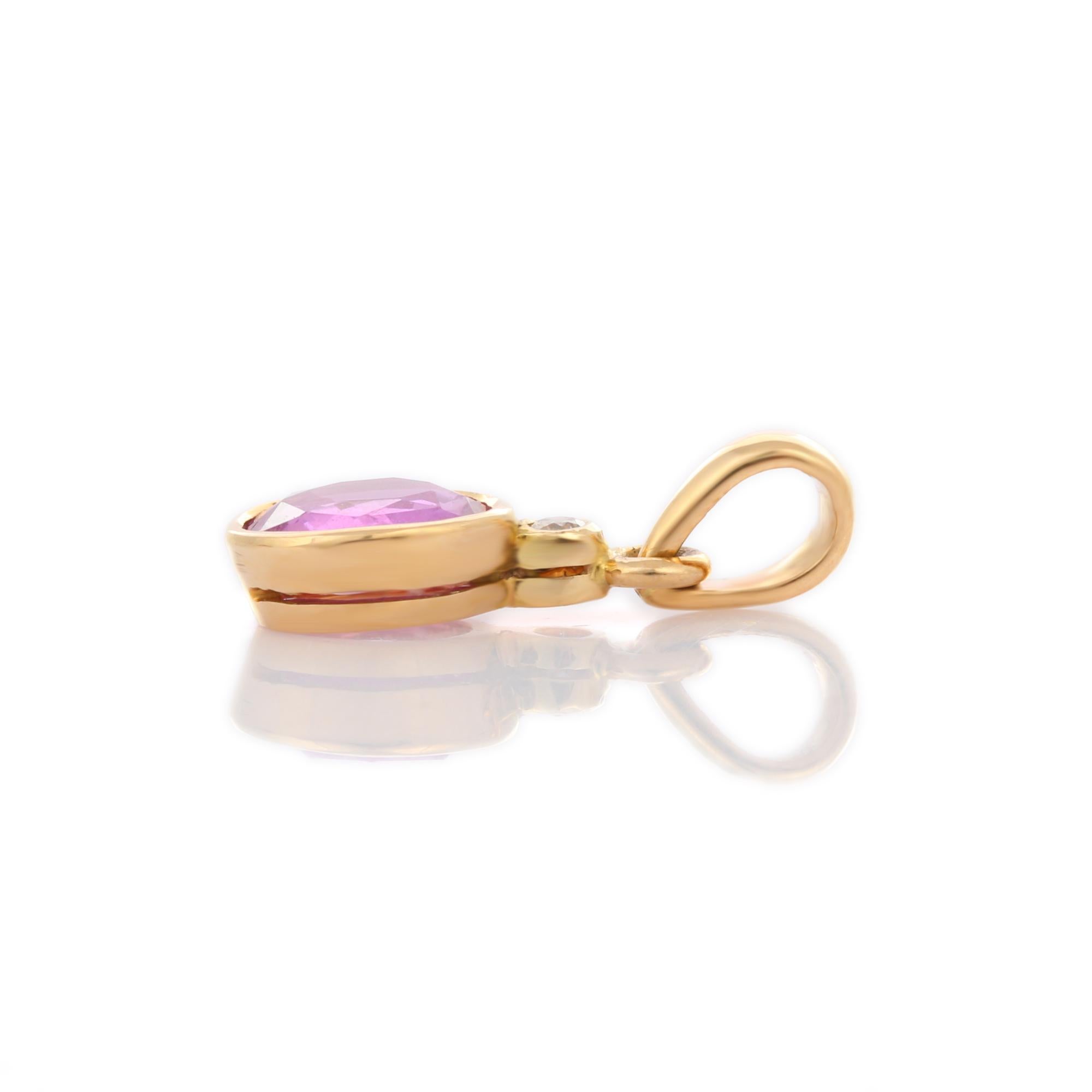 Oval Cut Modern Diamond and 1.33 Ct Pink Sapphire Pendant Mounted with 18K Yellow Gold For Sale