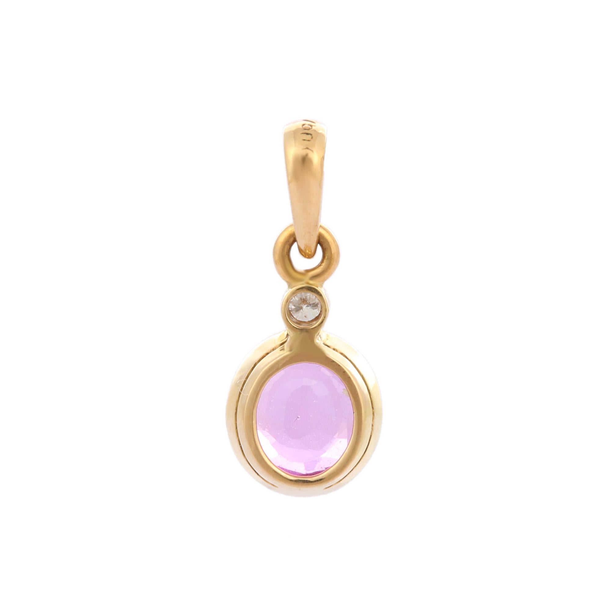 Women's Modern Diamond and 1.33 Ct Pink Sapphire Pendant Mounted with 18K Yellow Gold For Sale