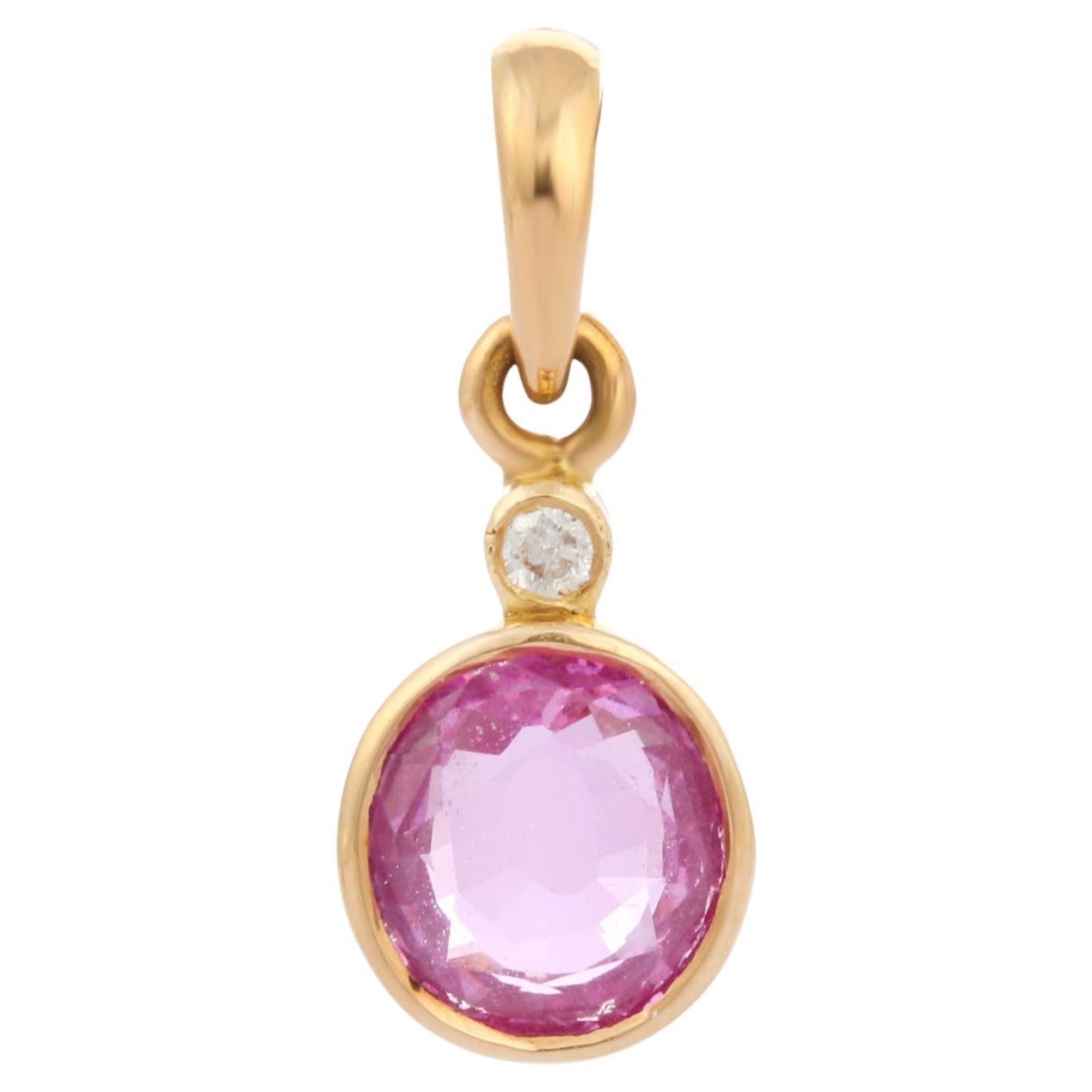 Pendentif moderne en or jaune 18 carats avec diamants et saphir rose 1,33 carat monté en vente