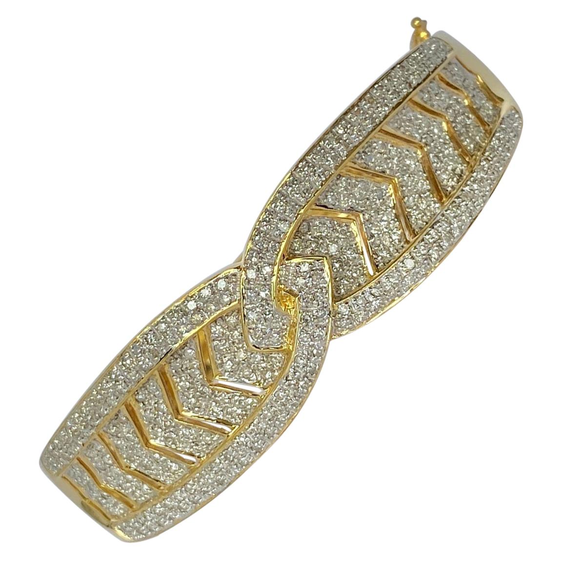Modern Diamond and 18 Carat Gold Bangle Bracelet