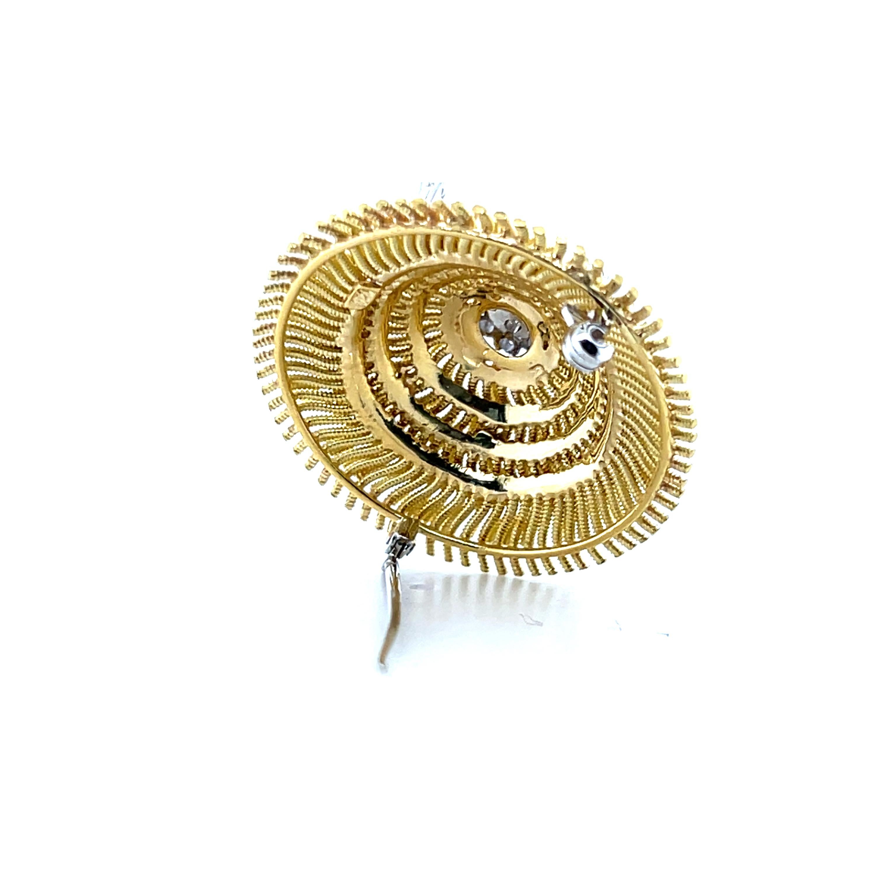 Moderne Brosche aus Diamant und 18k Gelb- und Weißgold 1960/70er Jahre im Angebot 1
