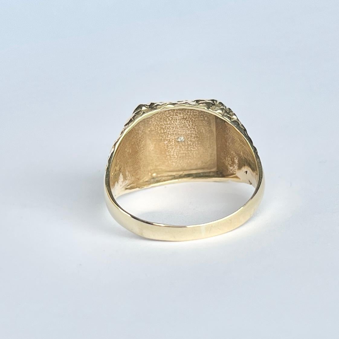 Moderner Ring aus 9 Karat Gold mit Diamanten im Zustand „Gut“ im Angebot in Chipping Campden, GB