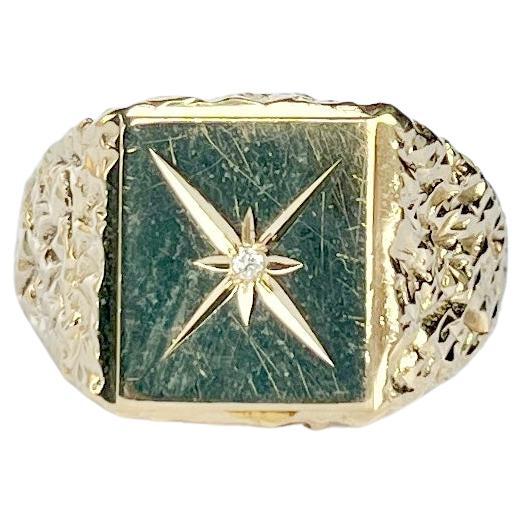 Moderner Ring aus 9 Karat Gold mit Diamanten im Angebot