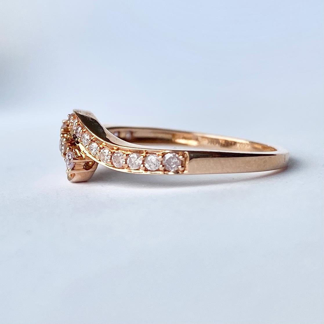 Round Cut Modern Diamond and 9 Carat Rose Gold Ring For Sale