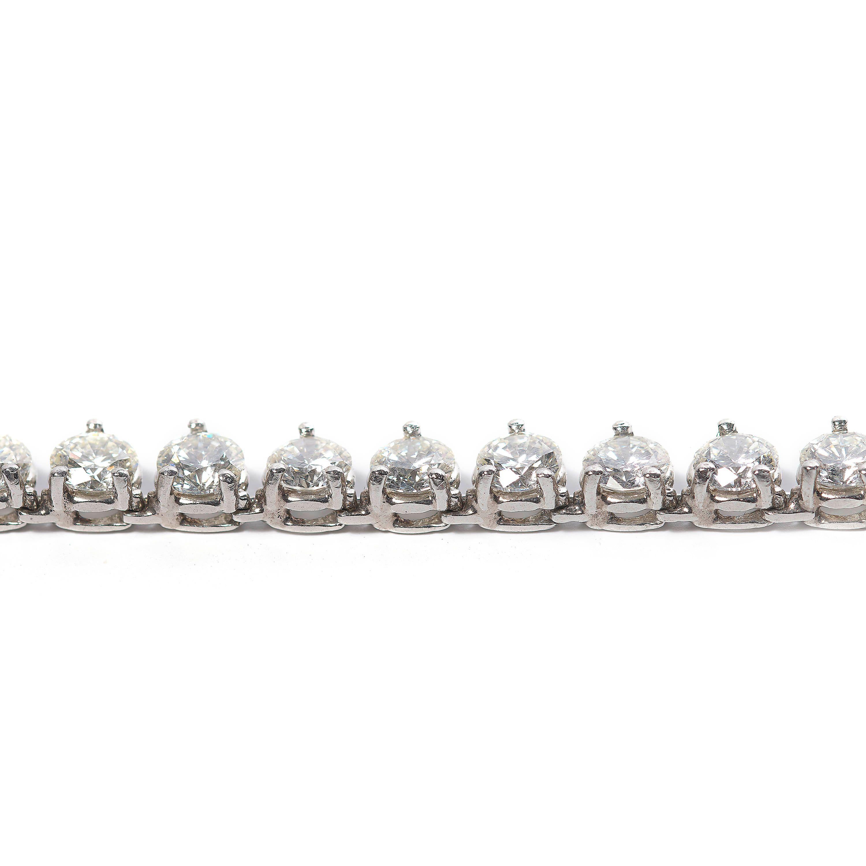 Brilliant Cut Modern Diamond and Platinum Rivière Necklace, 25.00ct