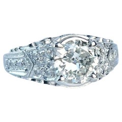 Bague solitaire moderne en platine