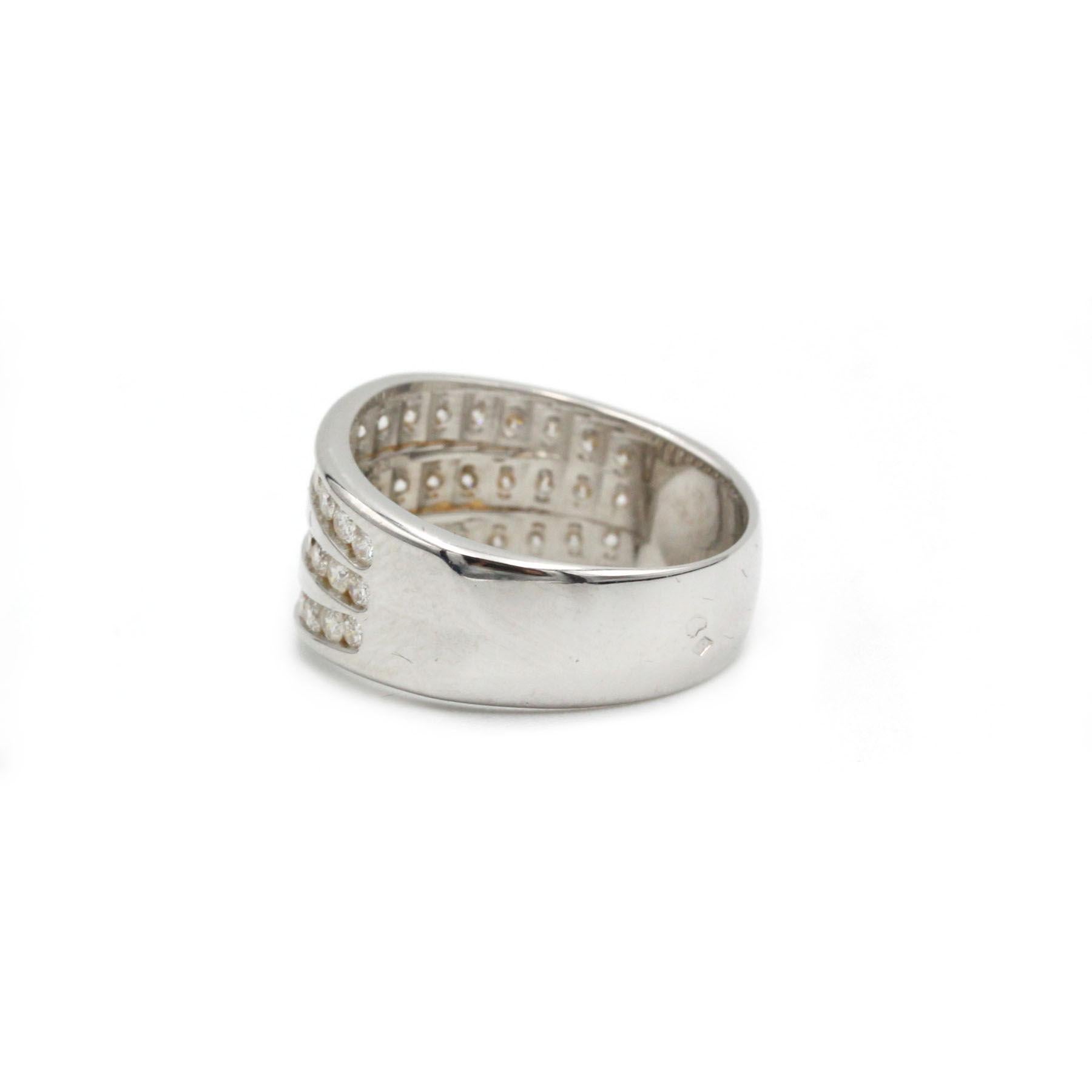 Taglio brillante Anello moderno con diamanti in oro bianco 18 carati, pavé da 1,00 carati, G VS, misura FR 54 / US 6 in vendita