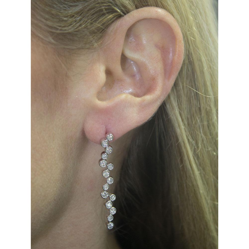 Women's Modern Diamond Drop 18 Karat White Gold Earrings