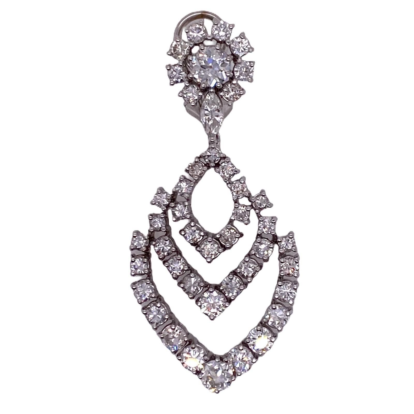 Round Cut Modern Diamond Drop Dangle 18 Karat White Gold Earrings 9.0 Carat Total Weight