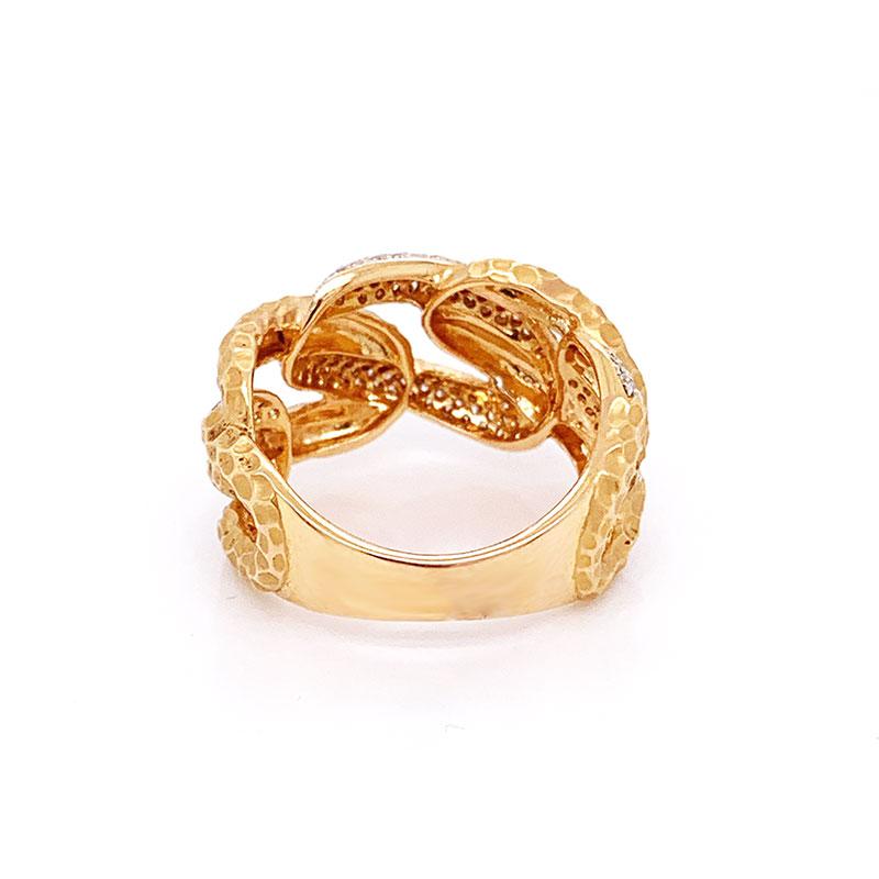 Modern Diamond Gold Link Ring-Band In New Condition For Sale In Beverly Hills, CA