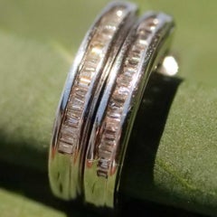 Modern Diamond hinged hoop Earrings 0.25 ct W / VS-SI ideal for hanging Pendants