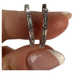 Pendientes de aro de diamantes modernos pendientes de diamantes talla esmeralda oro 14KT