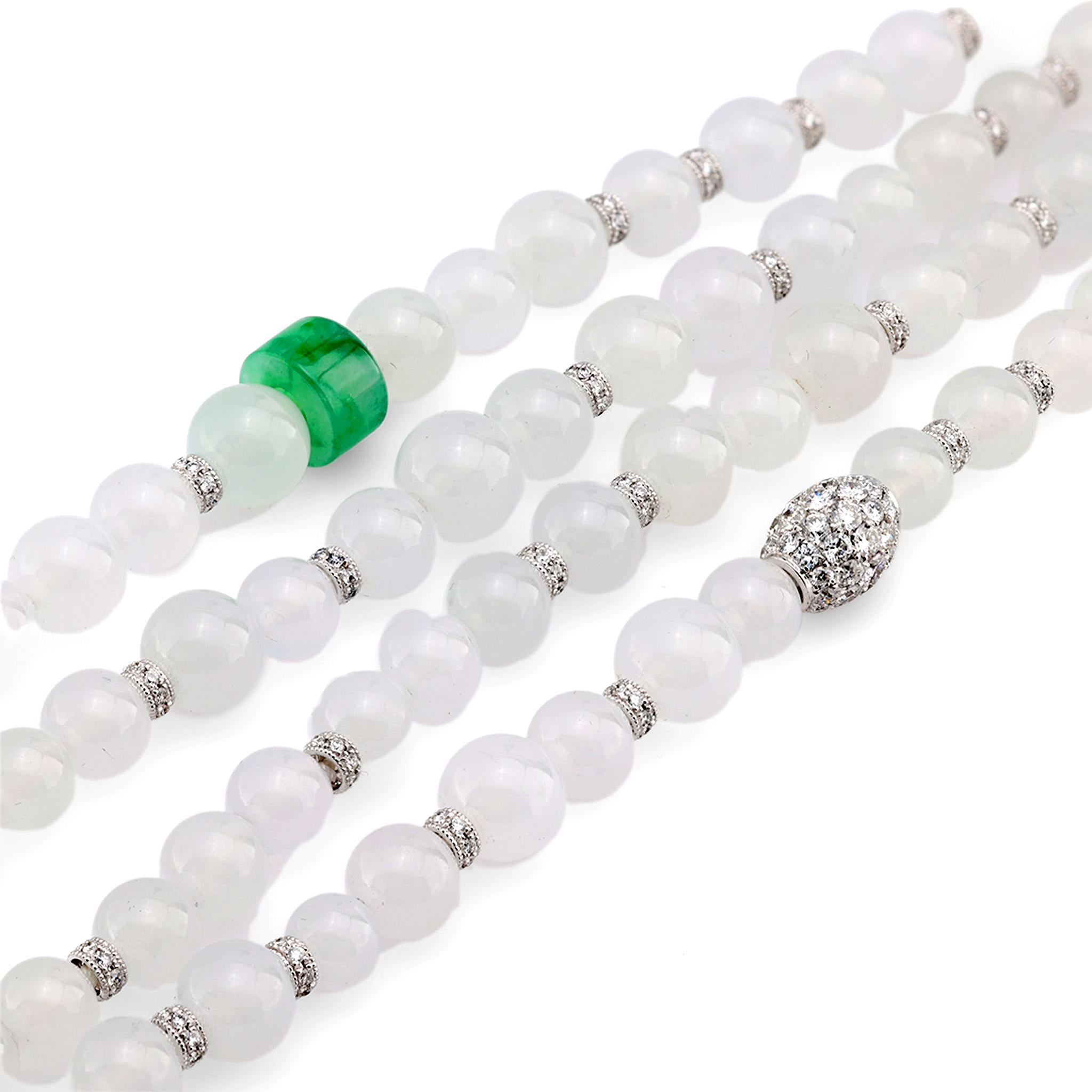 Pulsera moderna de oro blanco de 18 quilates con jade y diamantes en Excelente Estado en Beverly Hills, CA
