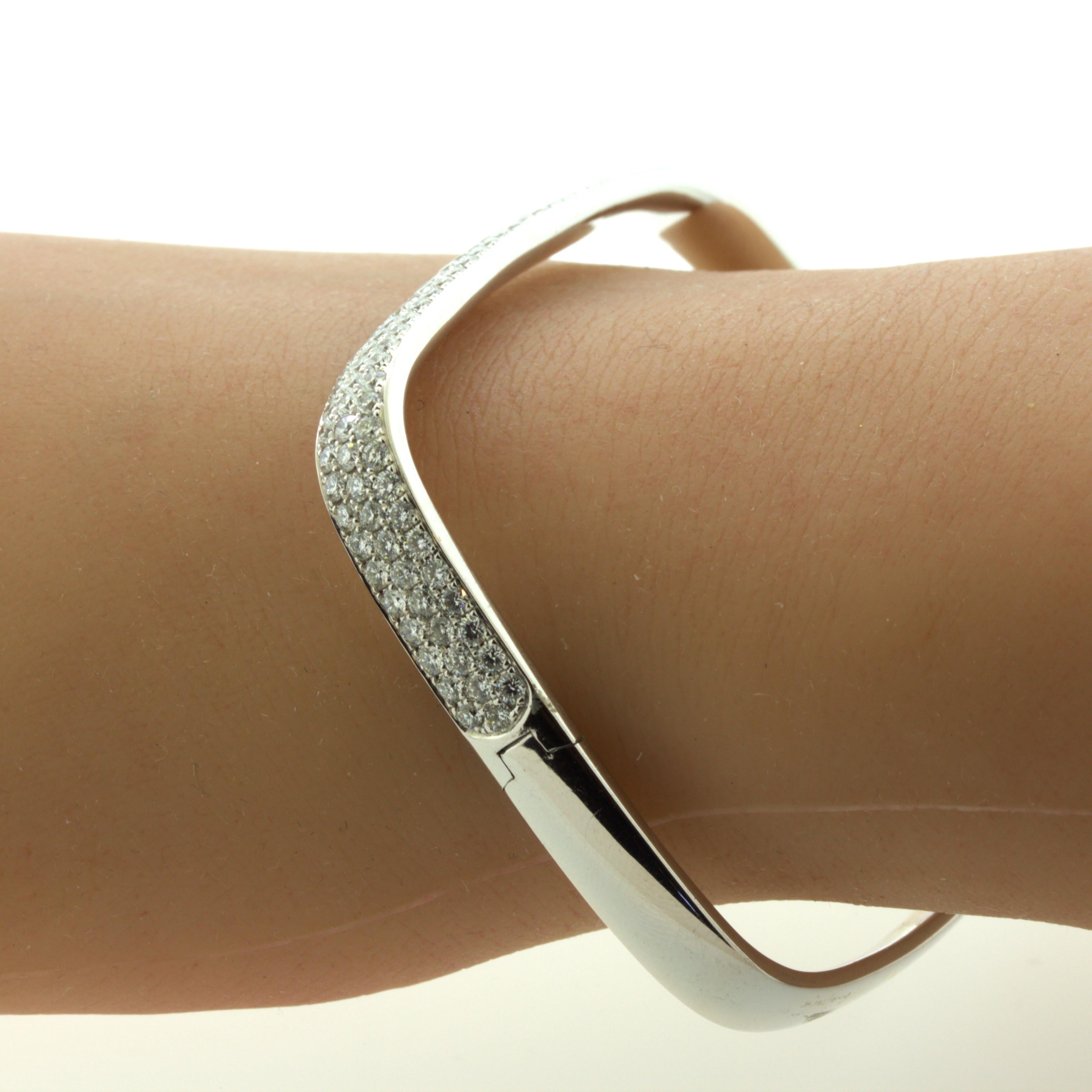 Women's Modern Diamond Pave 18K White Gold Bangle Bracelet For Sale