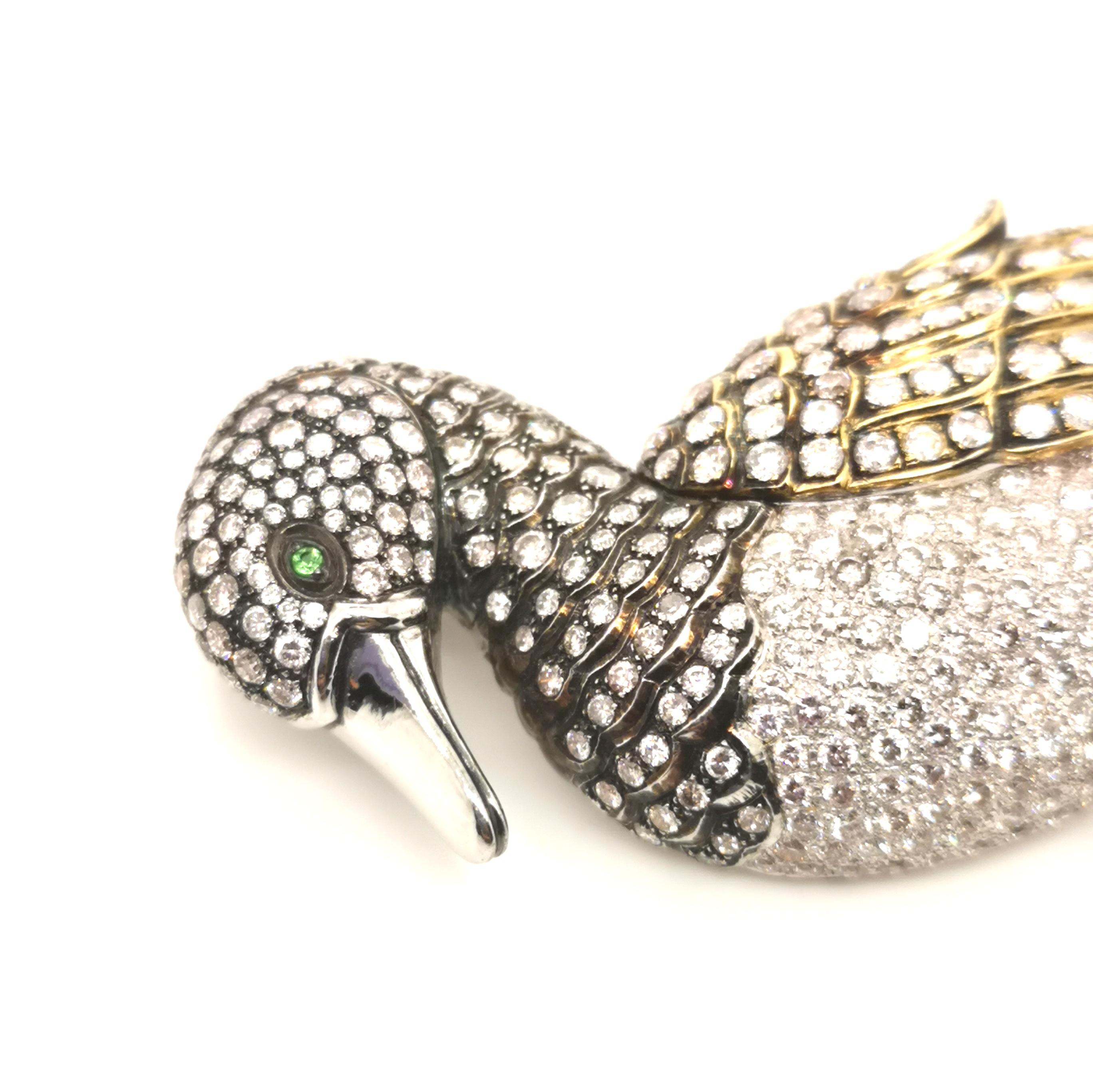 Modern Diamond Platinum and Gold Duck Brooch, circa 2000 In Excellent Condition For Sale In London, GB