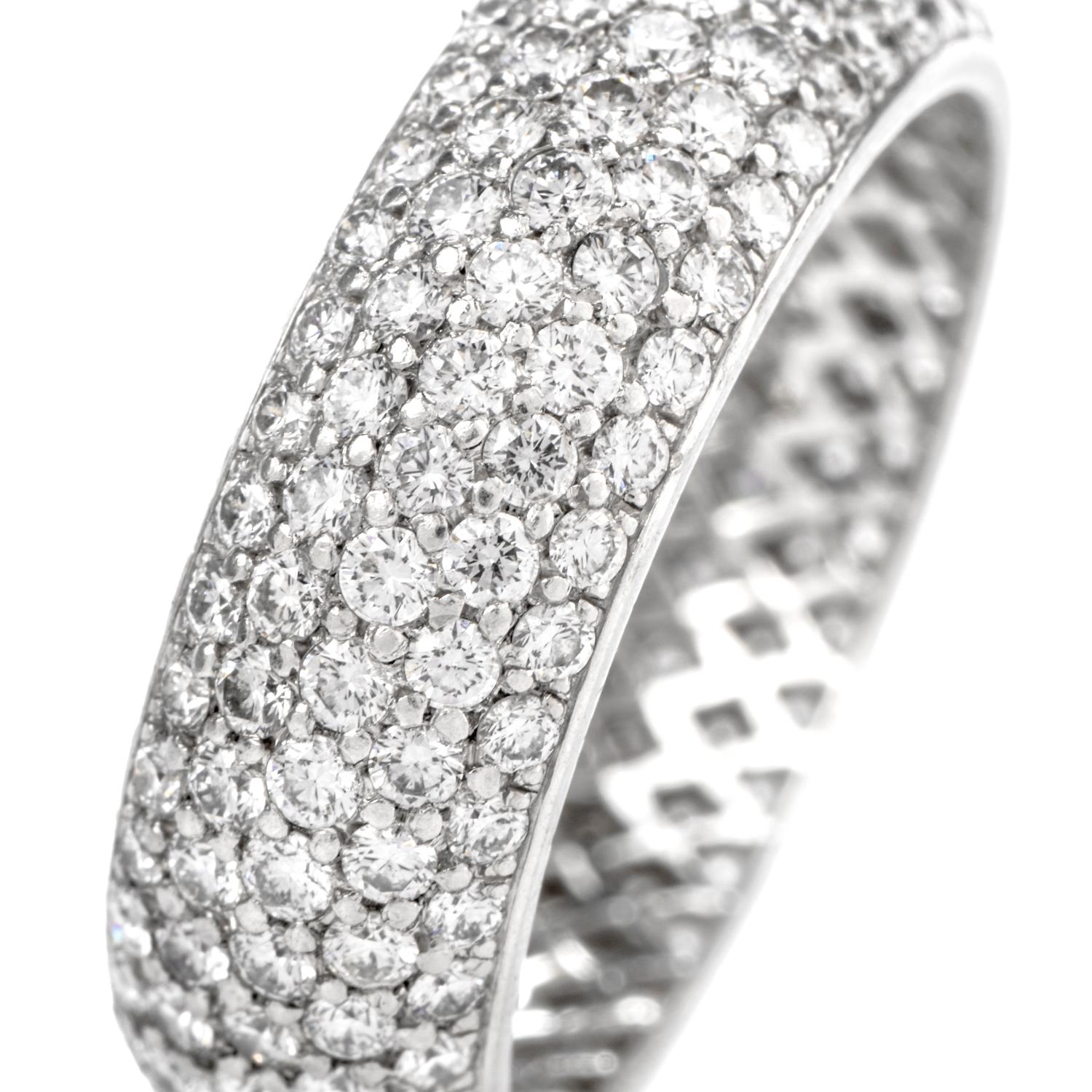 Modern 2.50 Carats Diamond Platinum Dome Cluster Eternity Band Size 5.50 In Excellent Condition In Miami, FL