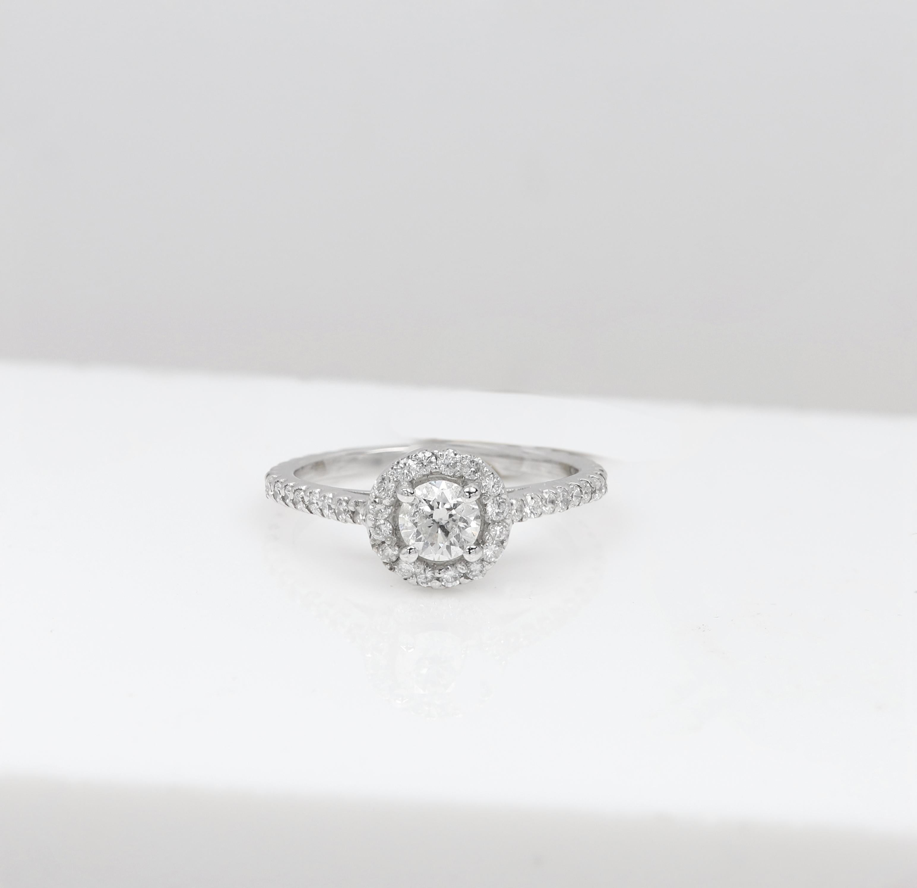 Modern Diamond Ring 14 Karat White Gold Halo Diamonds Engagement Ring For Sale 1