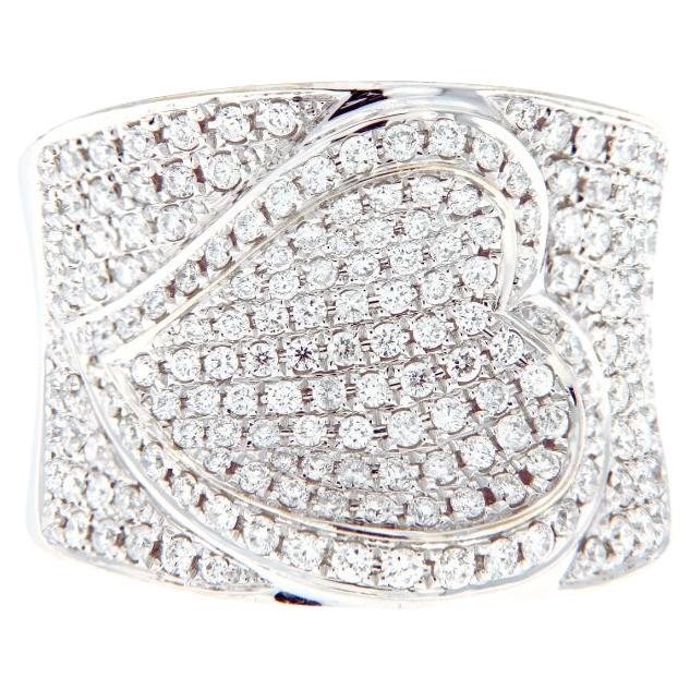 Modern Diamond Statement Ring in 18K White Gold – Bold Elegance