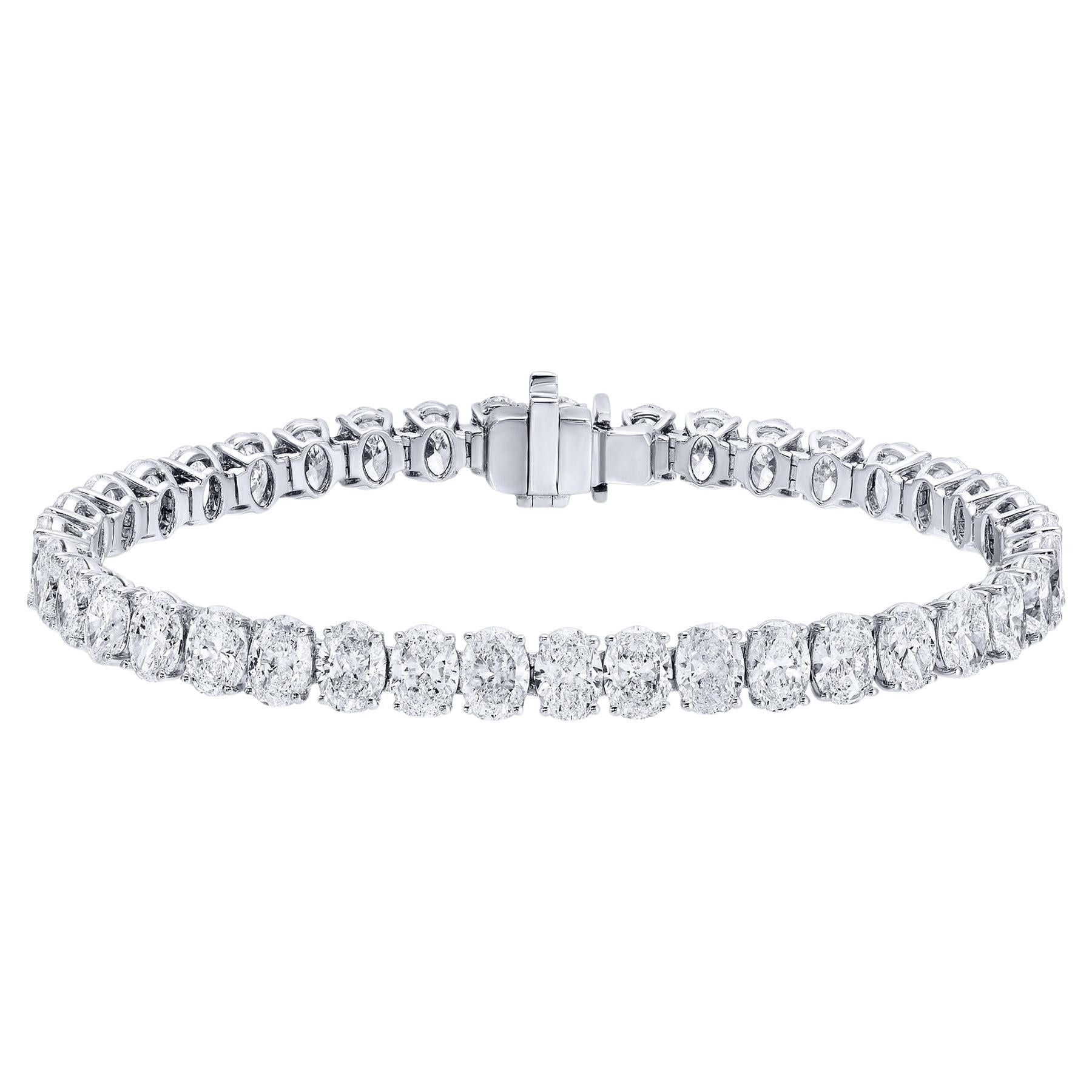 Bracelet tennis moderne en or blanc 18 carats, taille ovale 19,9 carats au total