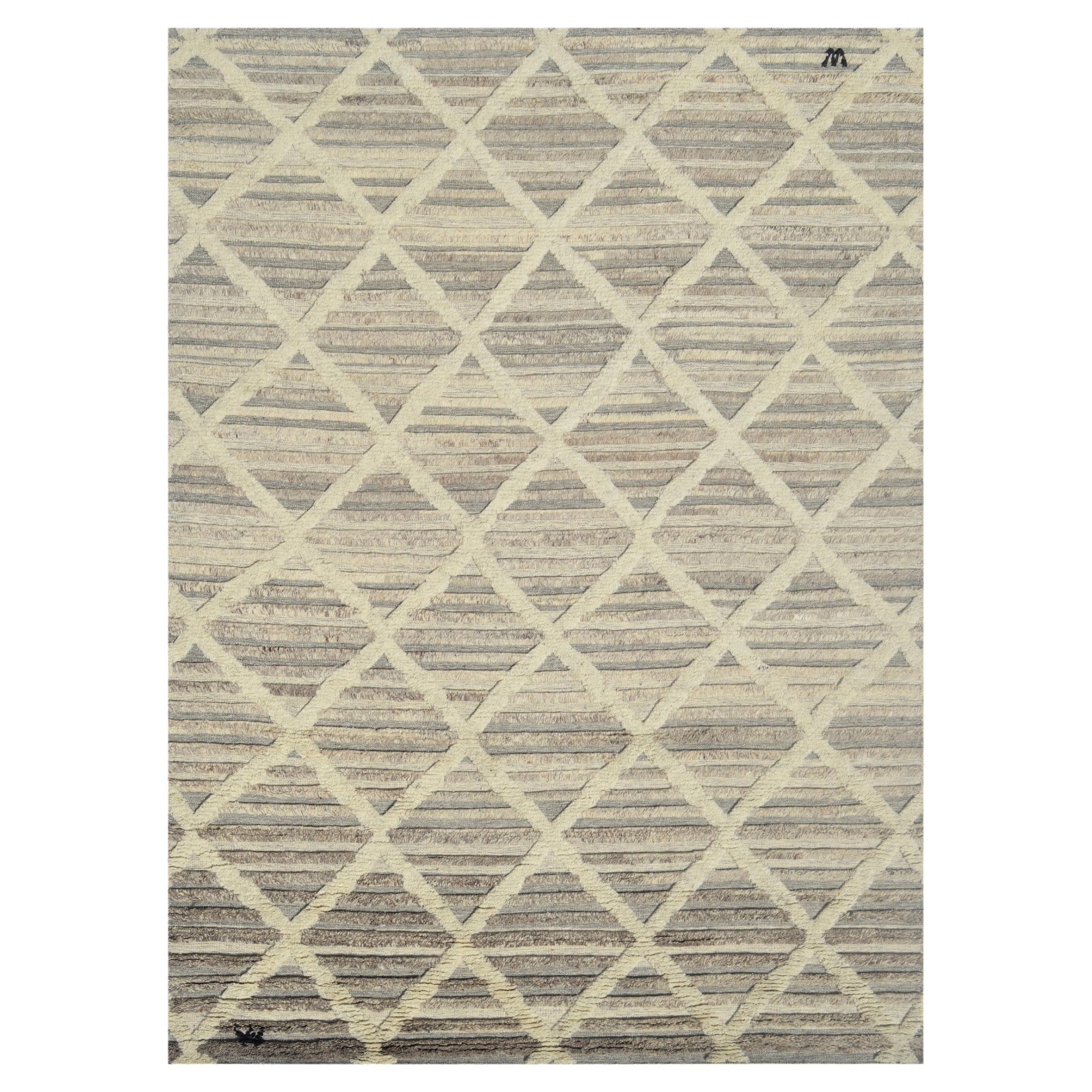 High-Low Diamond Pattern Rug For Sale at 1stDibs