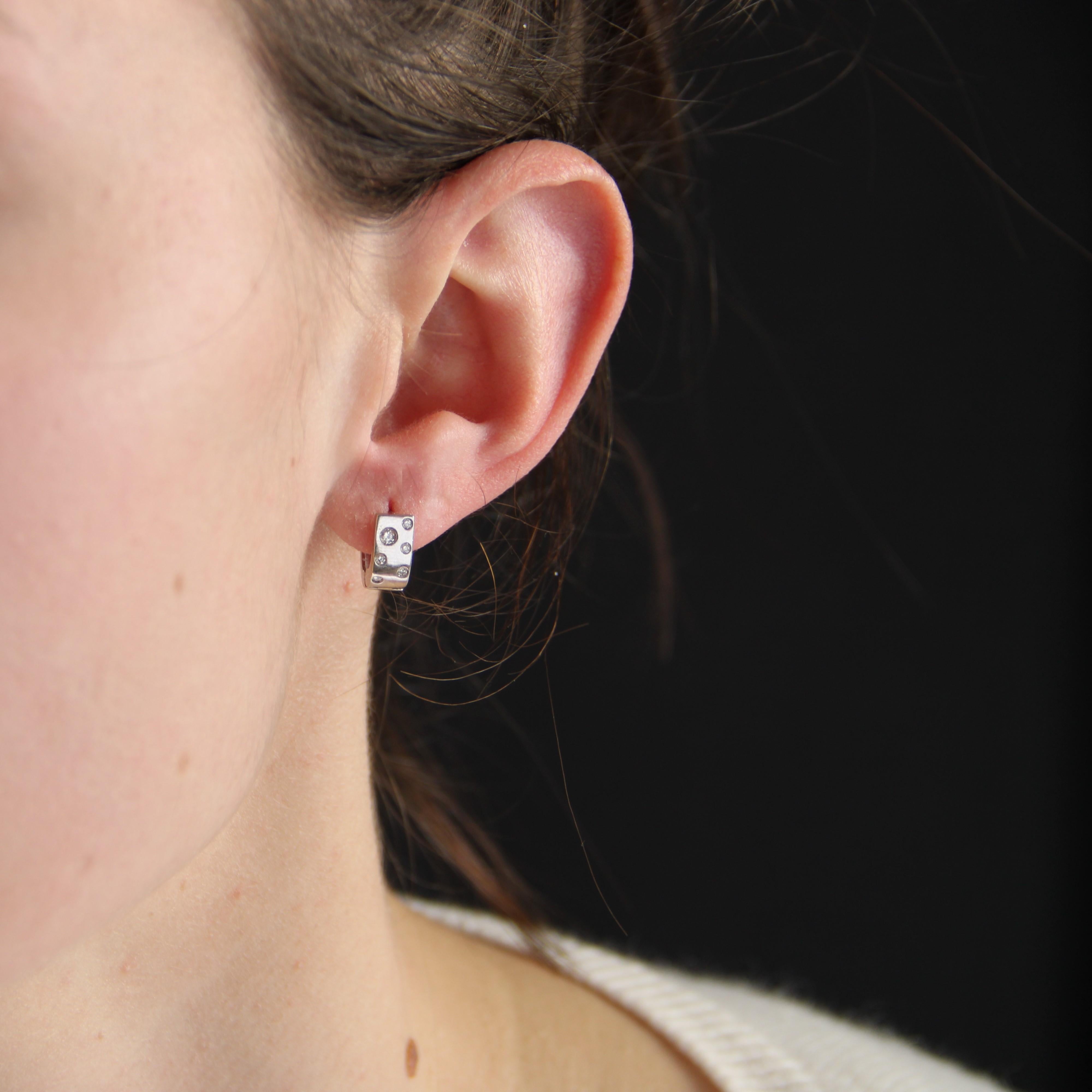 Women's Modern Diamonds 18 Karat White Gold Earrings For Sale