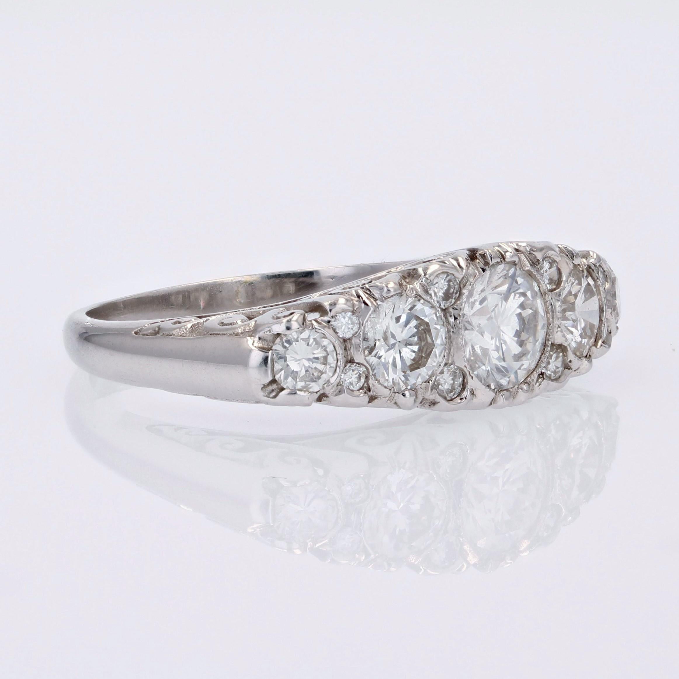 Modern Diamonds 18 Karat White Gold Garter Ring For Sale 5