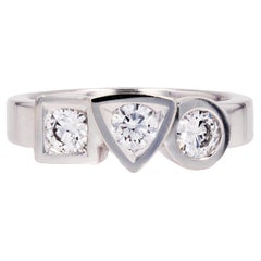 Modern Diamonds 18 Karat White Gold Tournaire Alchemy Trilogy Ring