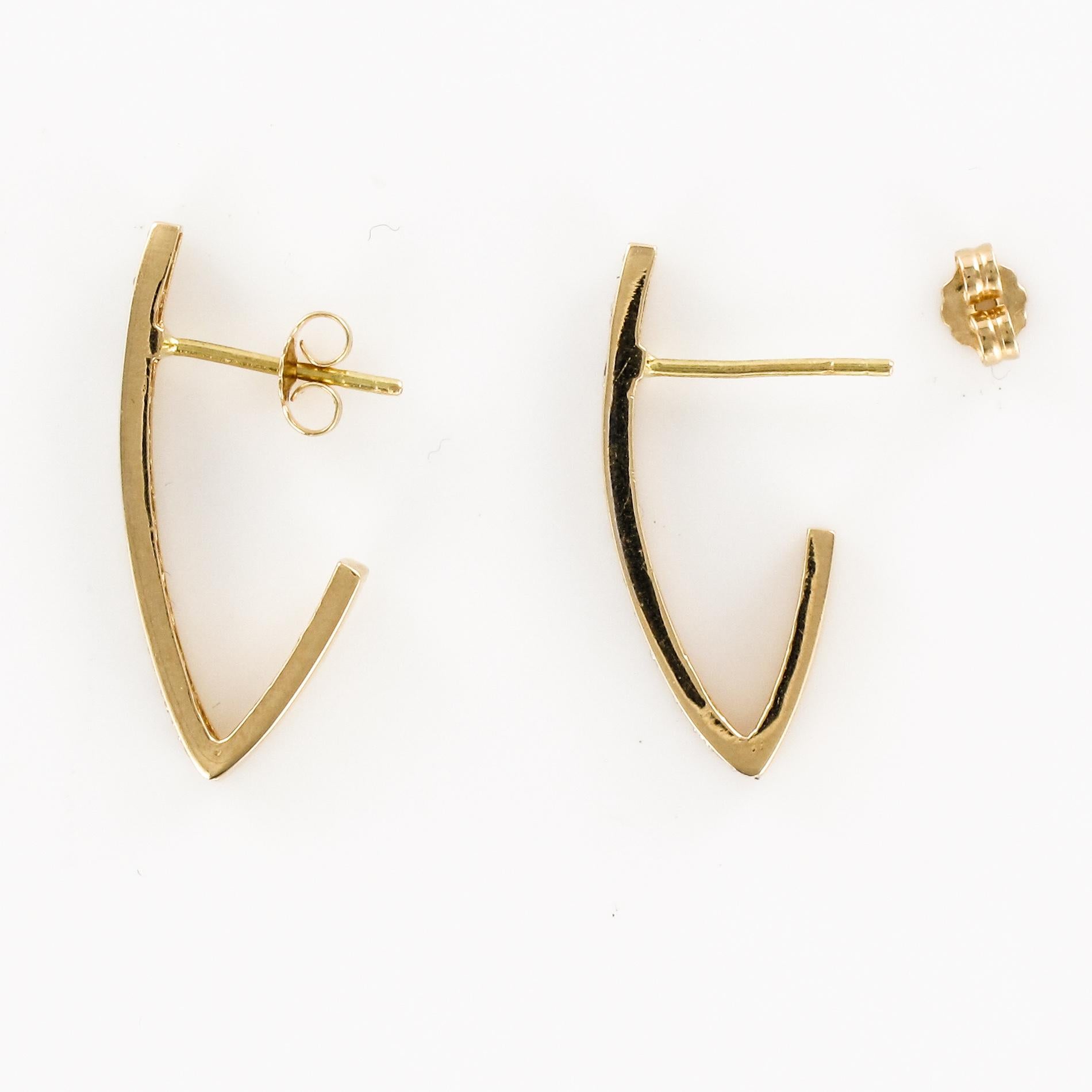 Modern Diamonds 18 Karat Yellow Gold Geometric Earrings 4