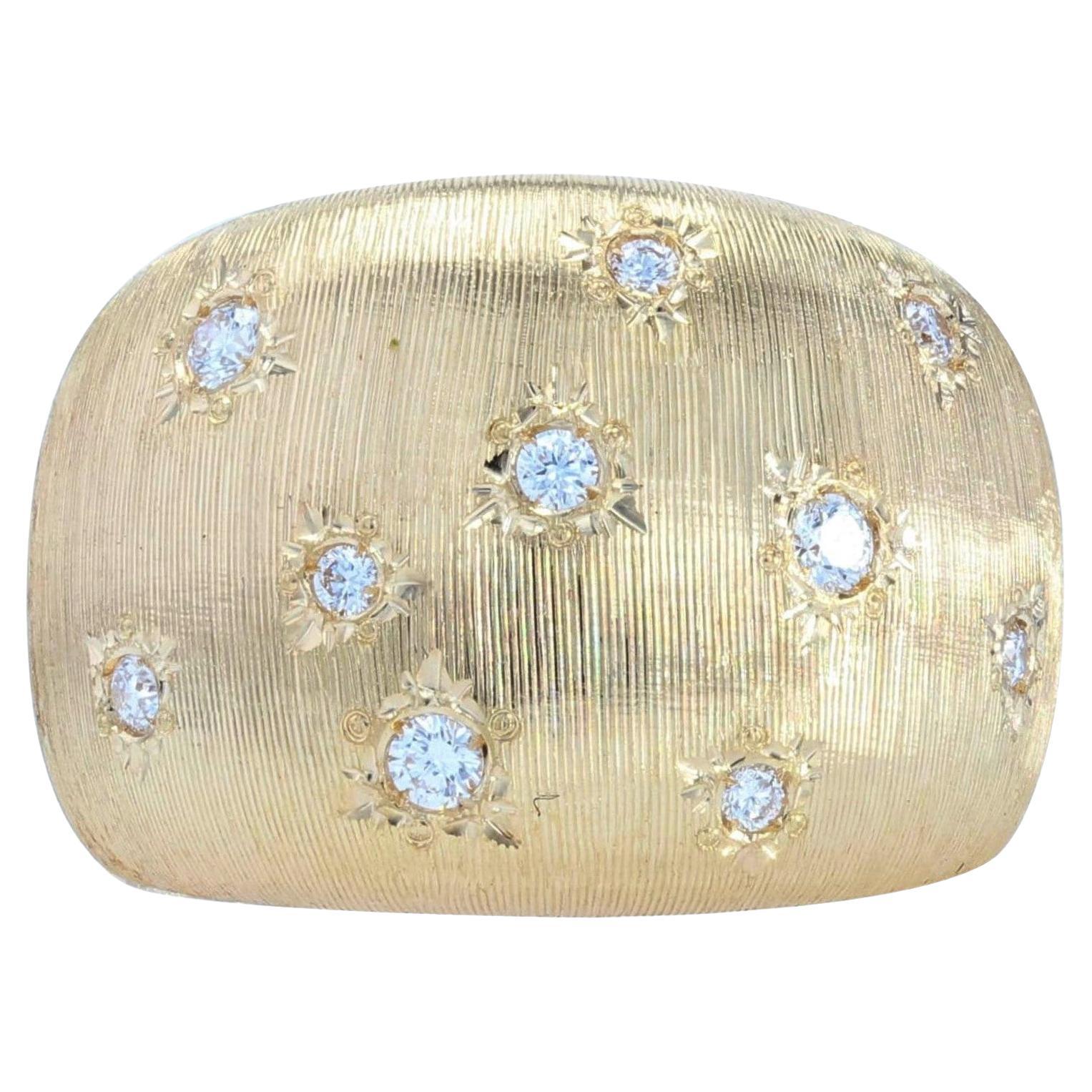Bracelet jonc moderne en or jaune 18 carats avec finition satinée et diamants en vente