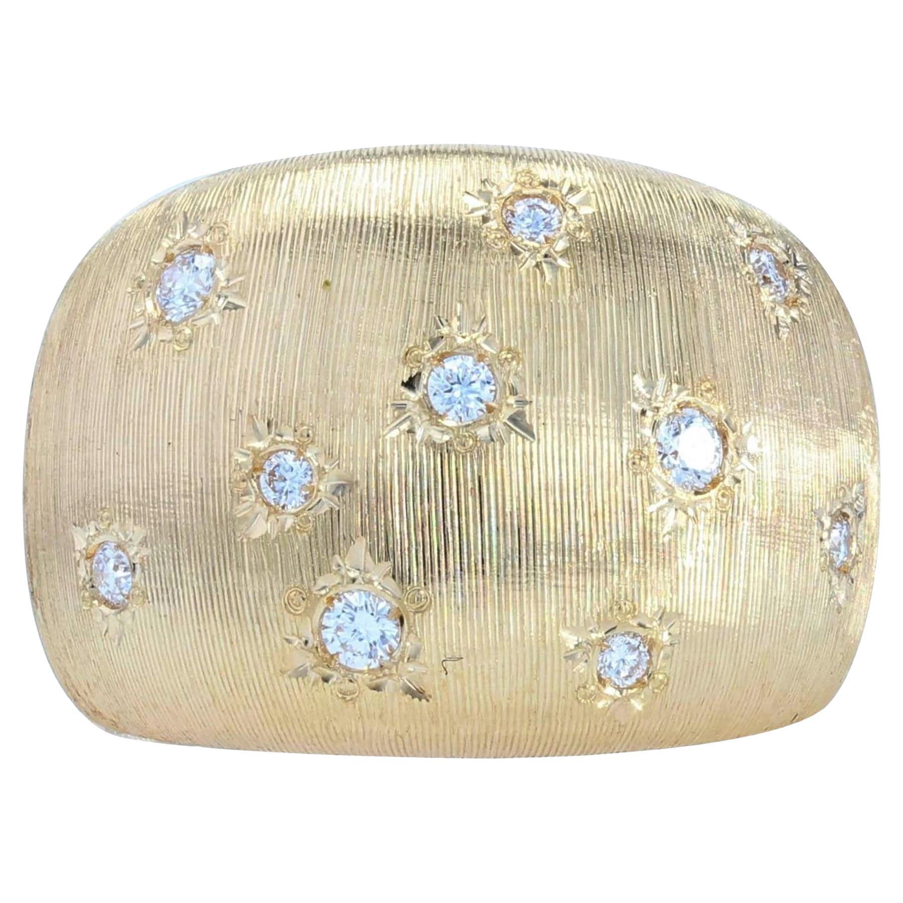 Bracelet jonc moderne en or jaune 18 carats avec finition satinée et diamants