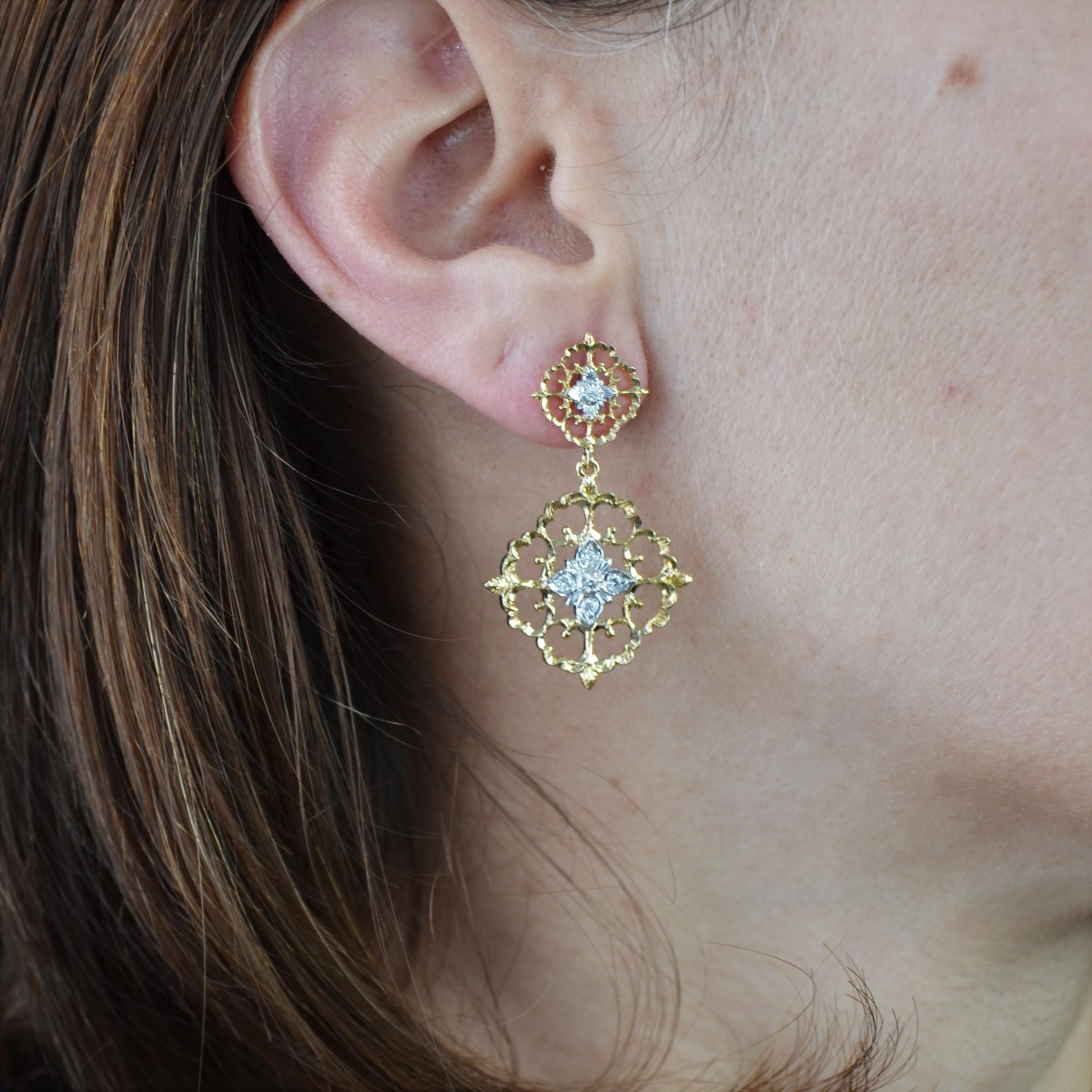 Pendants d'oreilles modernes en or jaune et blanc 18 carats avec arabesque et diamants Neuf - En vente à Poitiers, FR