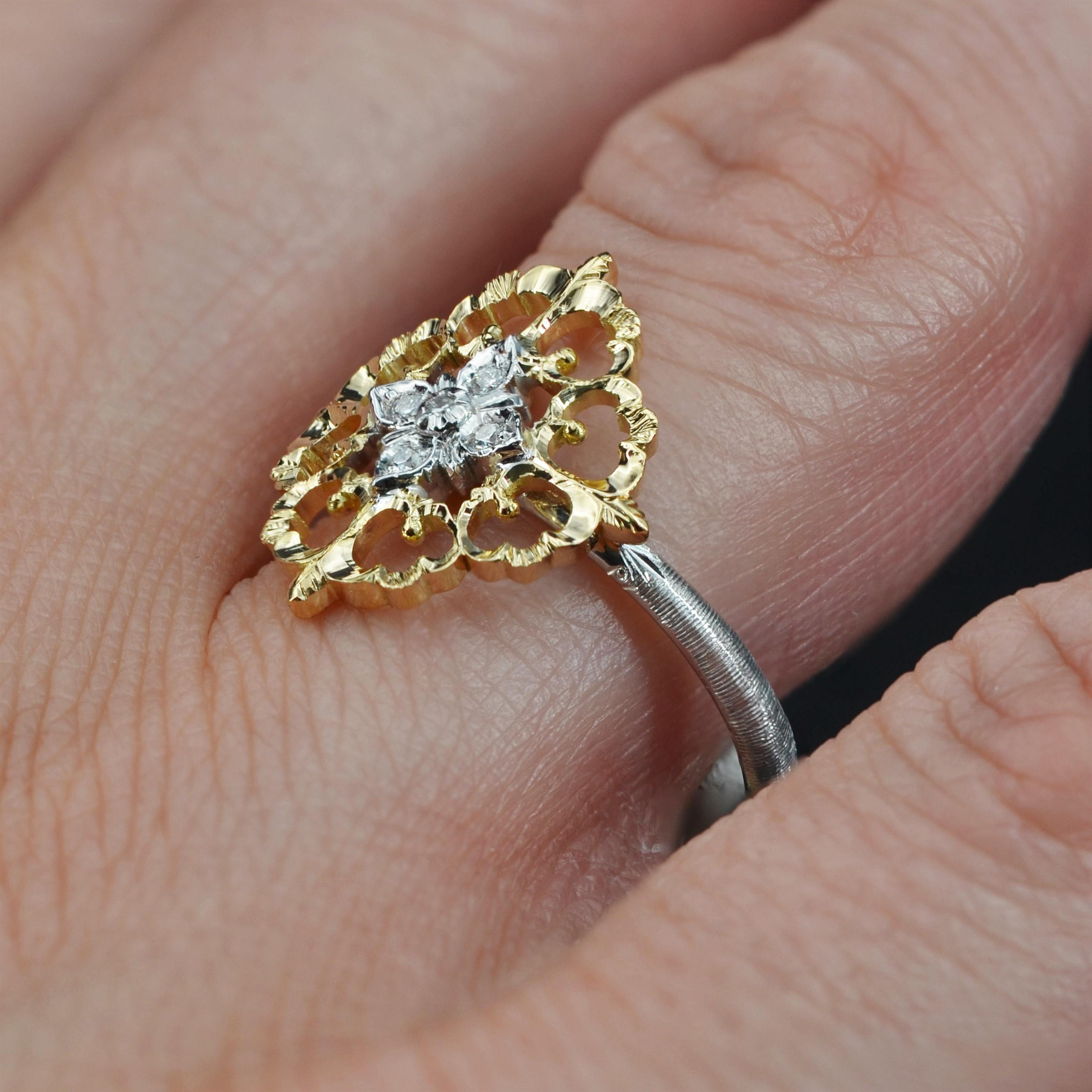 Modern Diamonds 18 Karat Yellow White Arabesque Ring Large Model For Sale 5